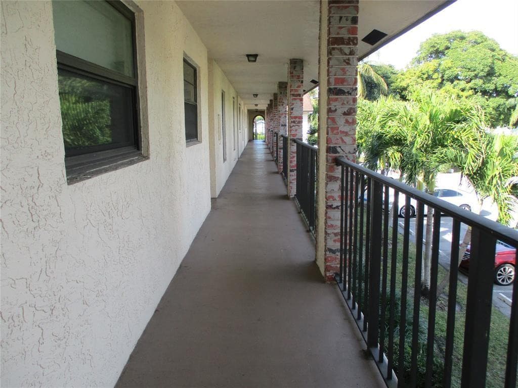 23442 SW 57th Avenue 406, Boca Raton, FL 33428 — photo 25 of 25