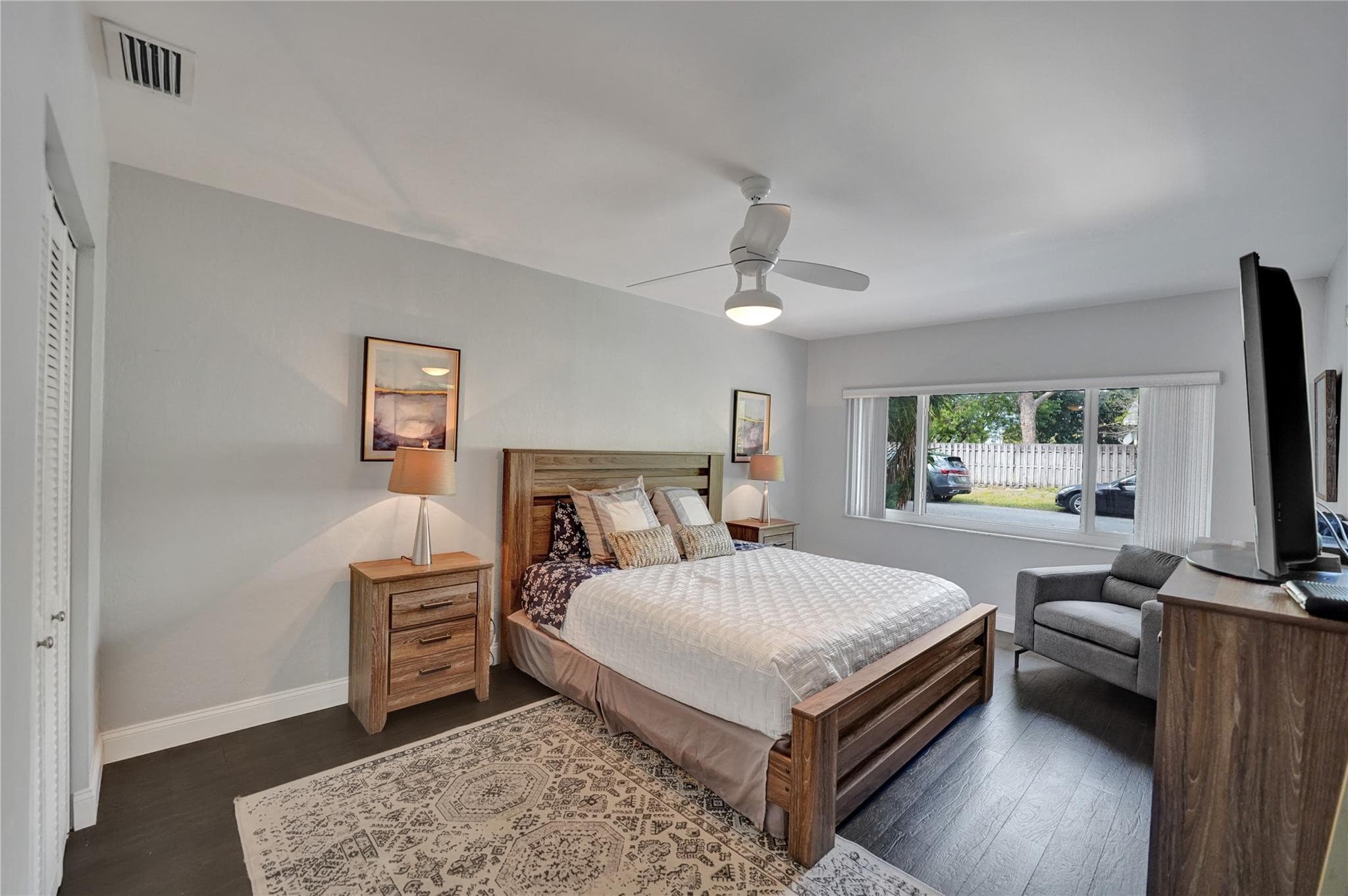 1280 NE 40th Street, Oakland Park, FL 33334 — photo 40 of 43