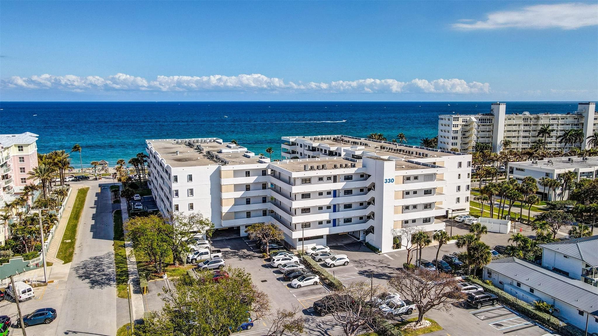 330 SE 20 Avenue 421, Deerfield Beach, FL 33441 — photo 1 of 96
