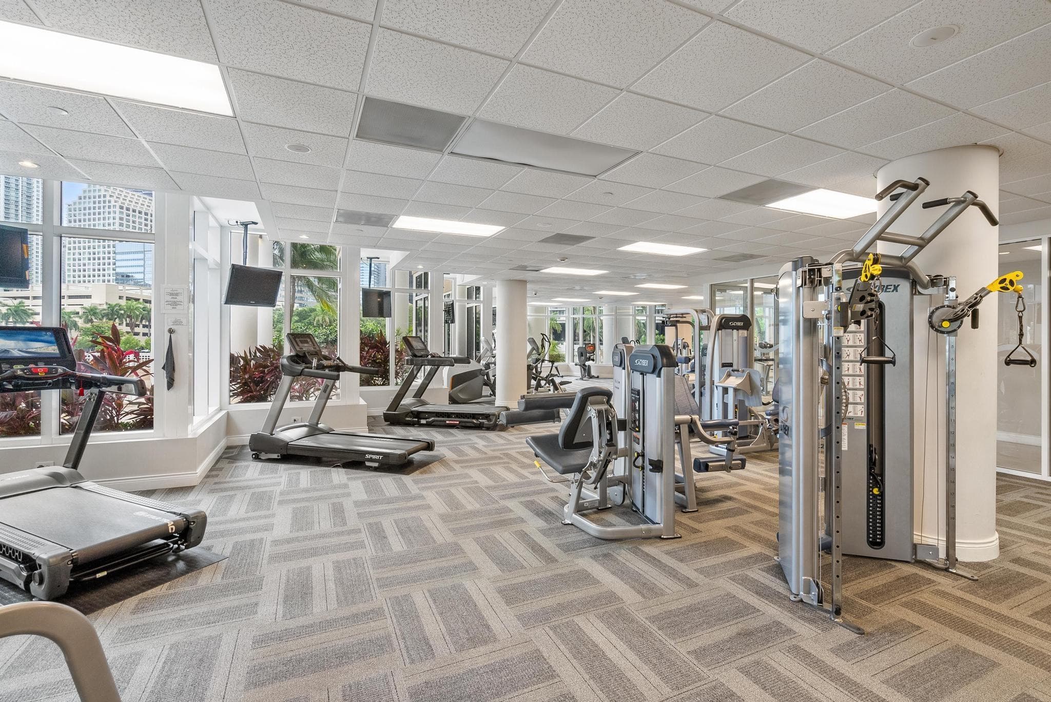 801 Brickell Key Boulevard 2903, Miami, FL 33131 — photo 36 of 44