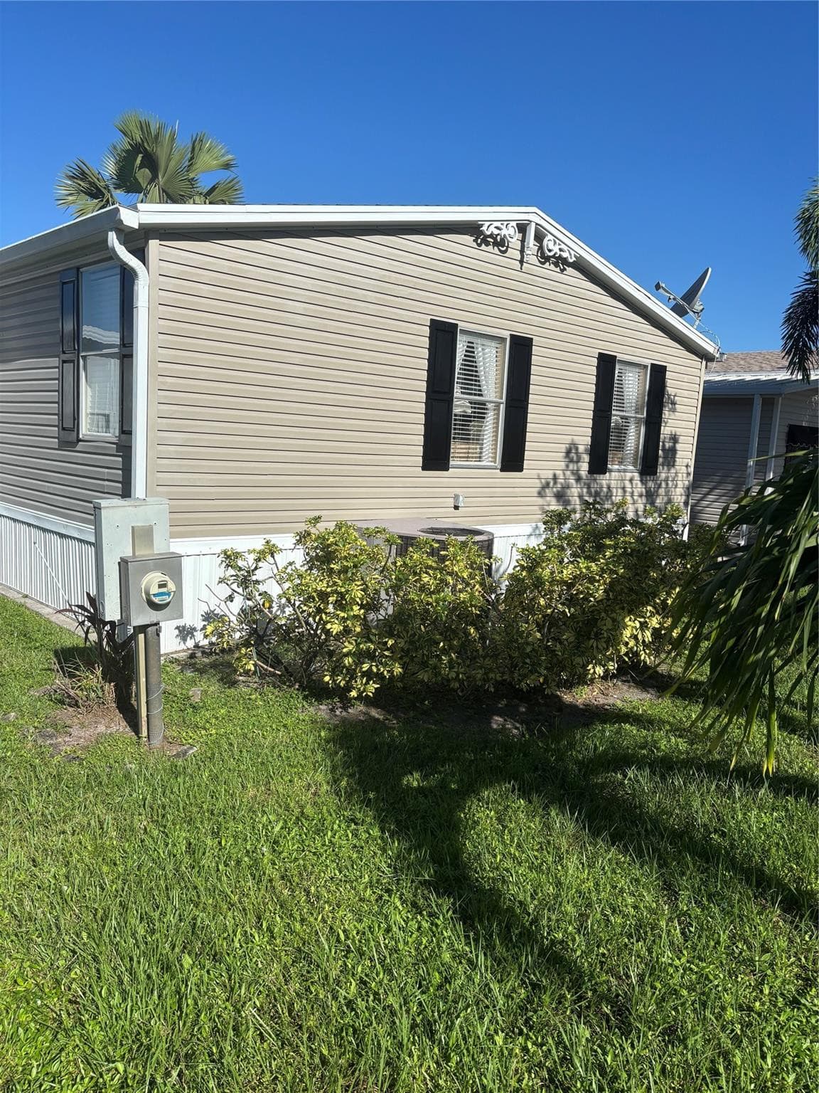 5116 NW 4th Avenue, Deerfield Beach, FL 33064 — photo 3 of 16