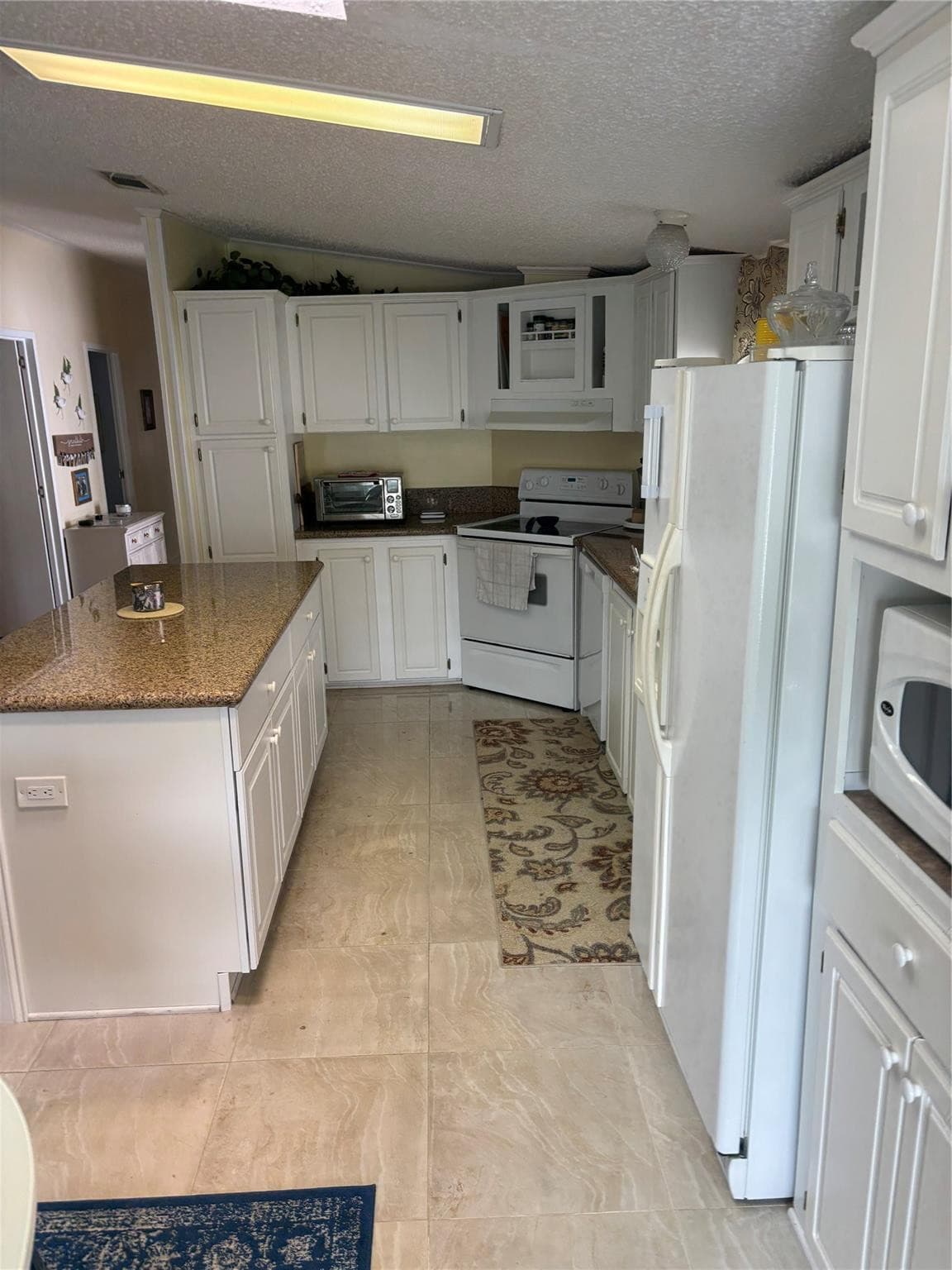 5116 NW 4th Avenue, Deerfield Beach, FL 33064 — photo 4 of 16