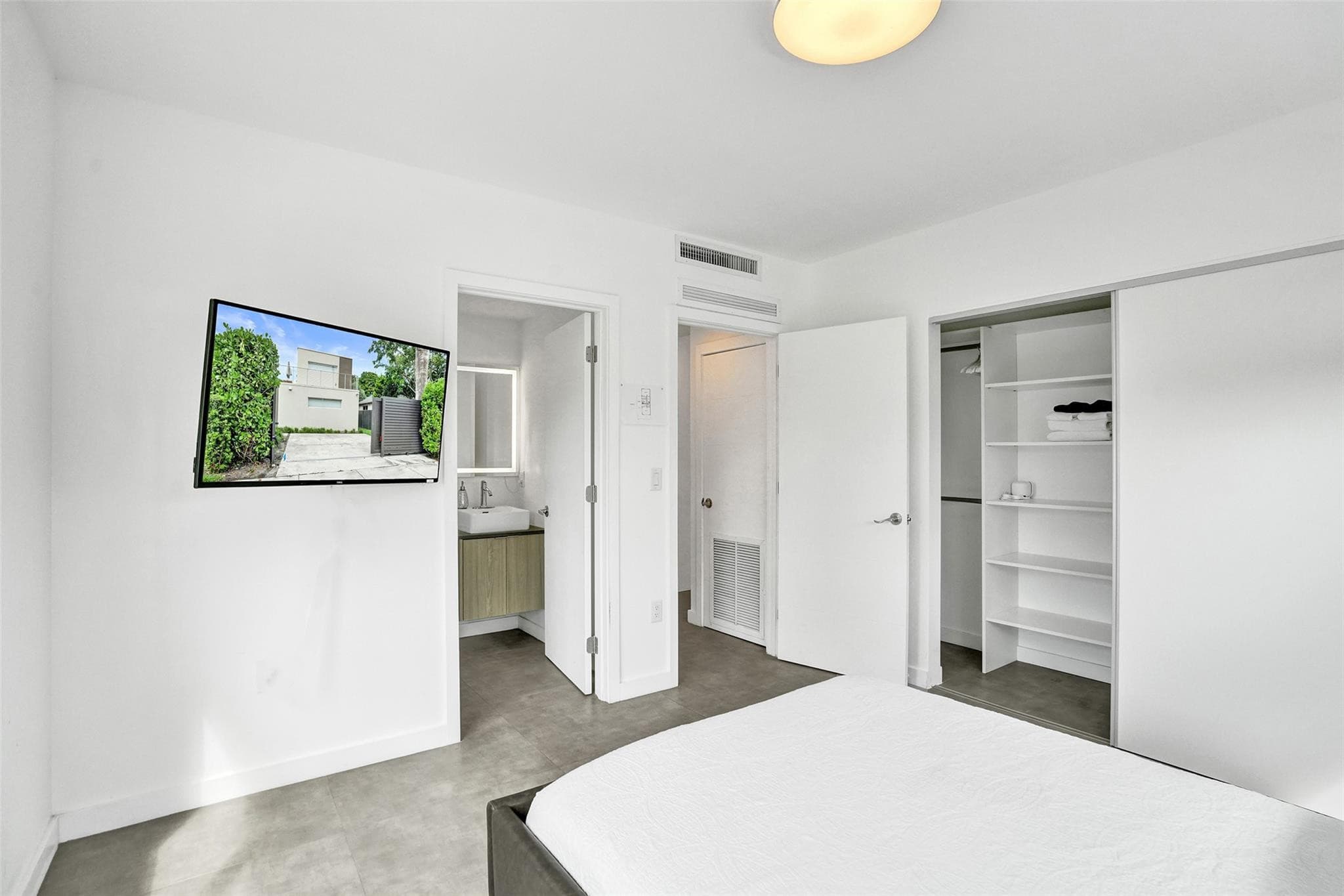 1601 NW 6th Avenue, Fort Lauderdale, FL 33311 — photo 10 of 22