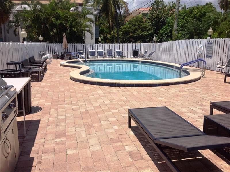 2555 NE 11th Street 902, Fort Lauderdale, FL 33304 — photo 21 of 28