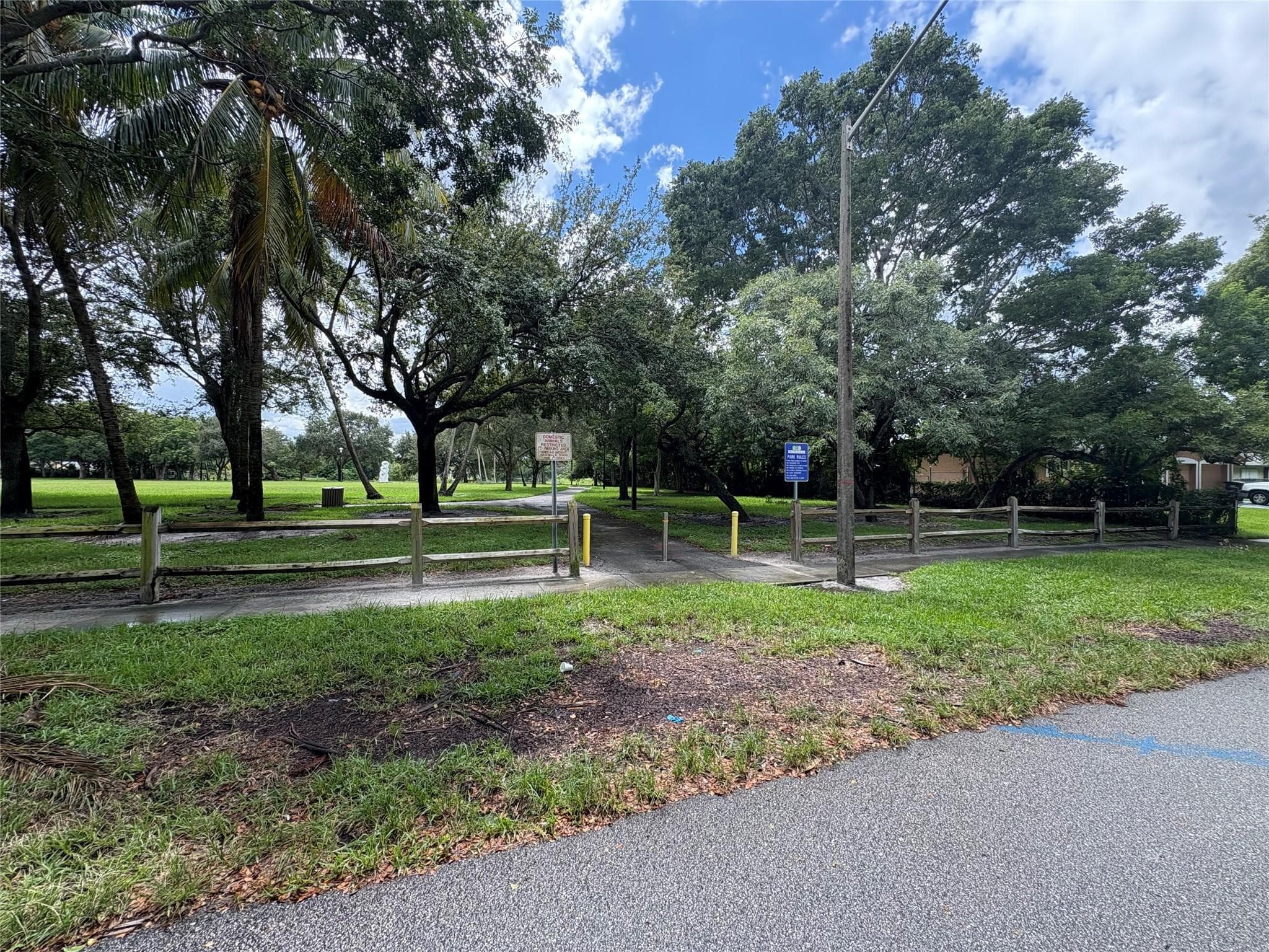 2109 Pinehurst Drive, West Palm Beach, FL 33407 — photo 16 of 28