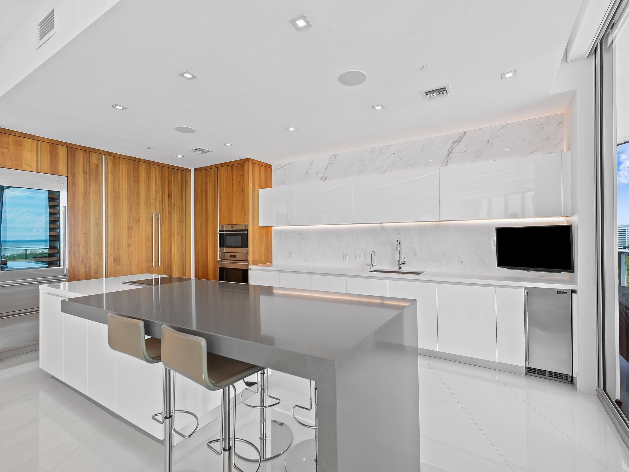 701 N Fort Lauderdale Beach Boulevard 902, Fort Lauderdale, FL 33304 — photo 15 of 46