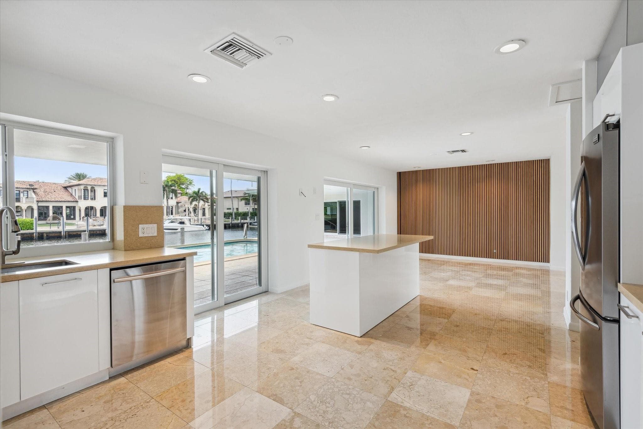 40 Isla Bahia Drive, Fort Lauderdale, FL 33316 — photo 12 of 43