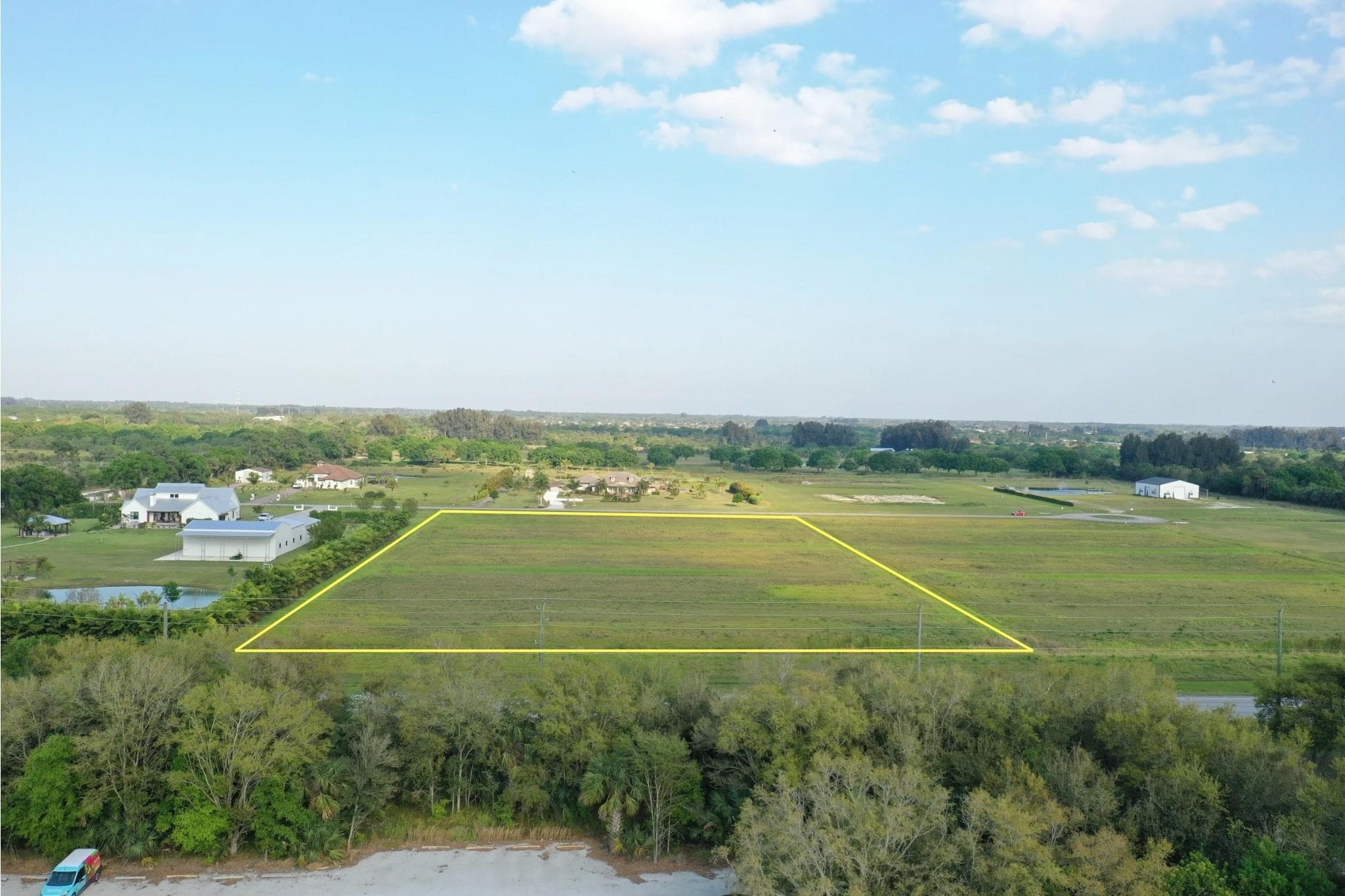 555 65th Avenue, Vero Beach, FL 32968 — photo 1 of 7