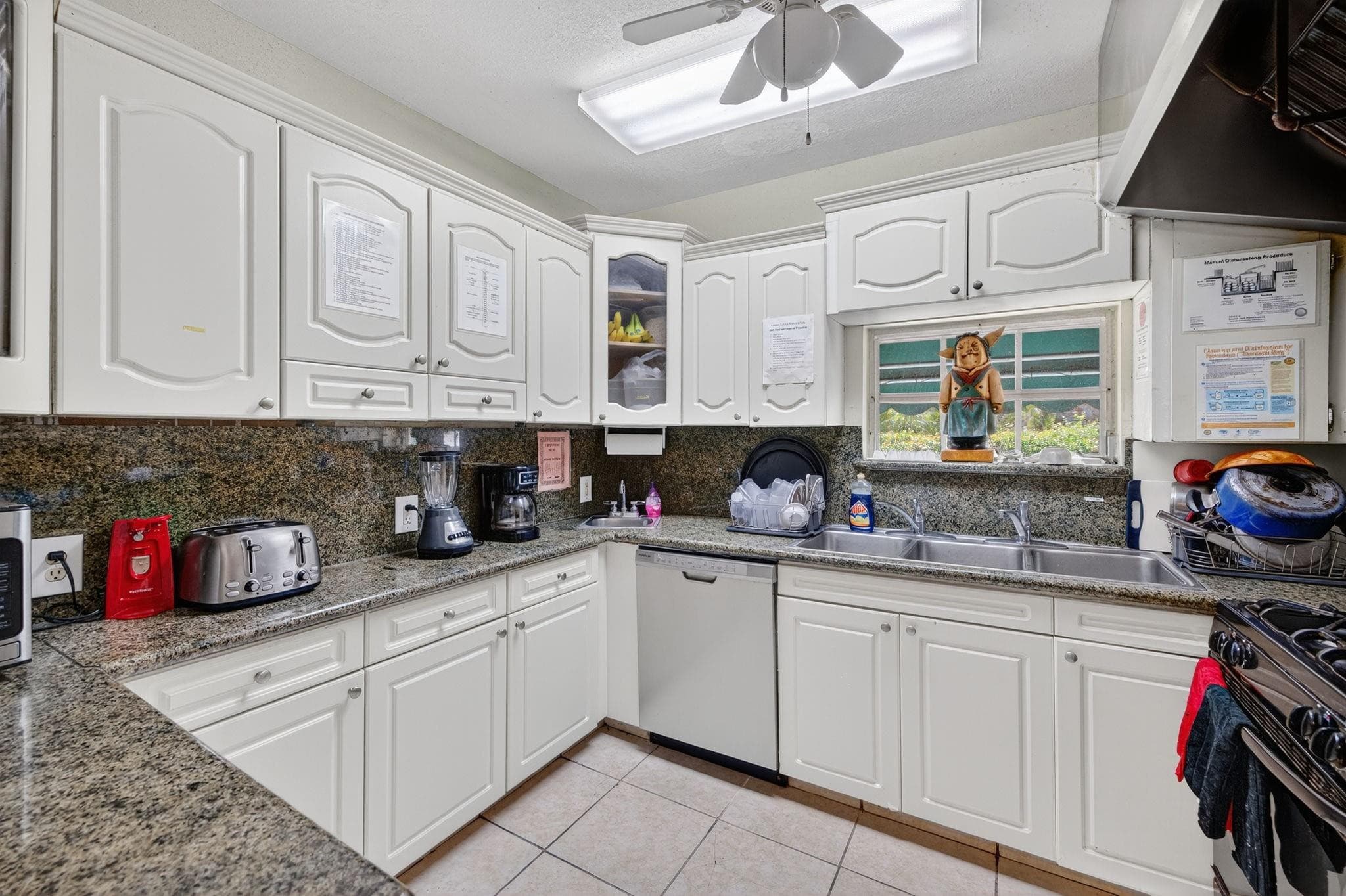1700 NE 5 Street, Fort Lauderdale, FL 33301 — photo 10 of 23