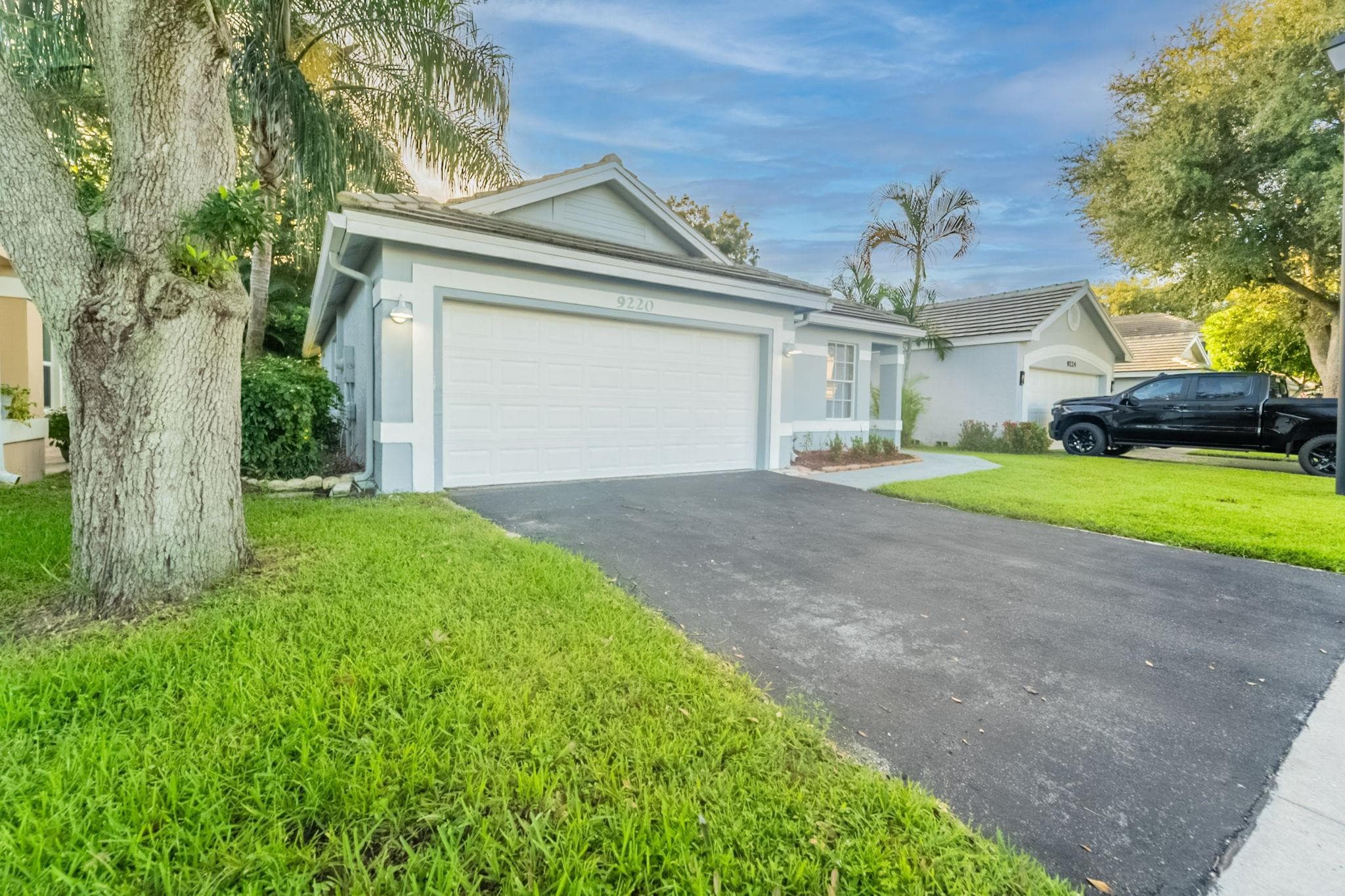 9220 Arborwood Circle, Davie, FL 33328 — photo 2 of 30