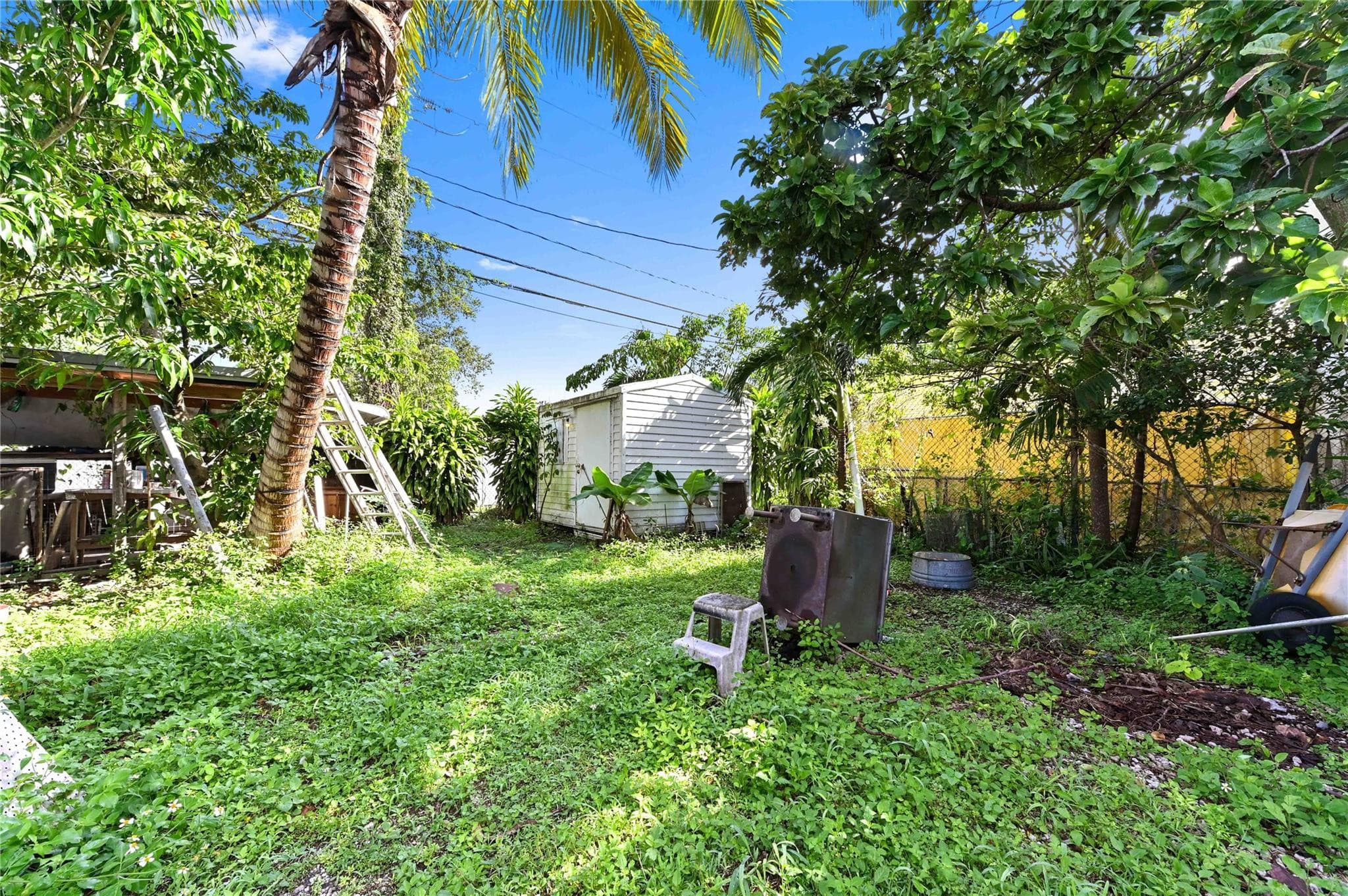4331 W Hallandale Beach Boulevard, Hollywood, FL 33023 — photo 5 of 15