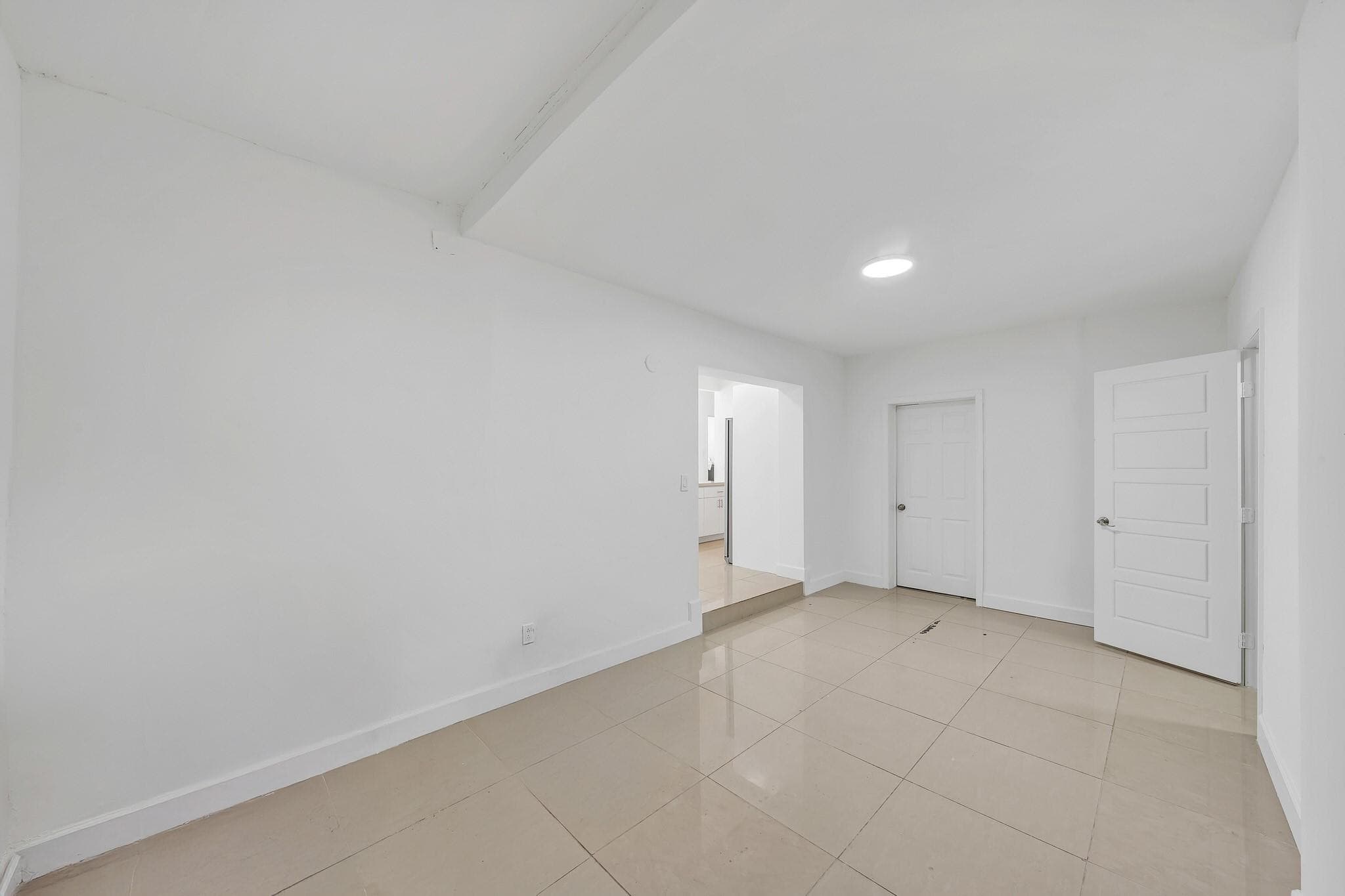 16010 NE 5th Avenue, Miami, FL 33162 — photo 33 of 59