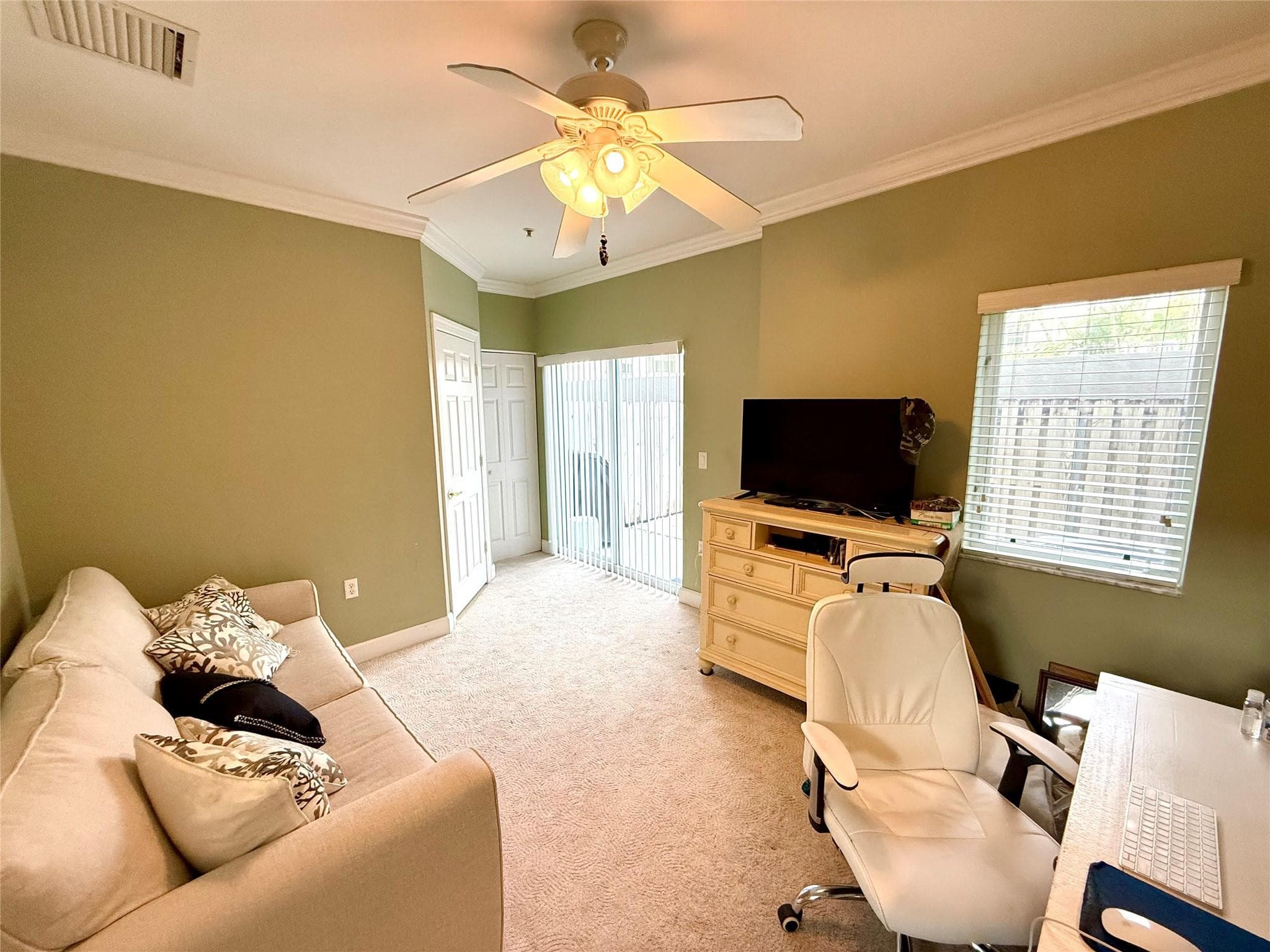 1951 Coral Heights Boulevard 402, Oakland Park, FL 33308 — photo 14 of 19