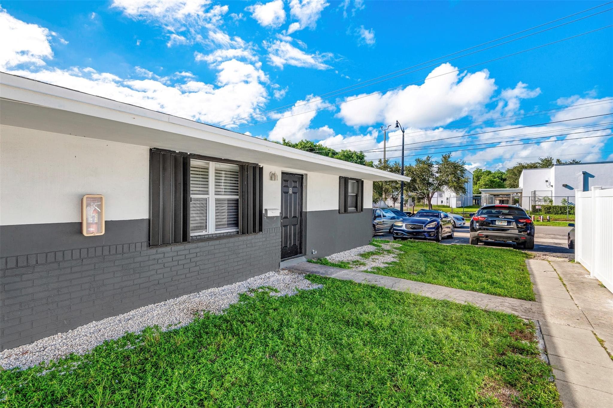 404 NE 4th Street, Pompano Beach, FL 33060 — photo 4 of 46