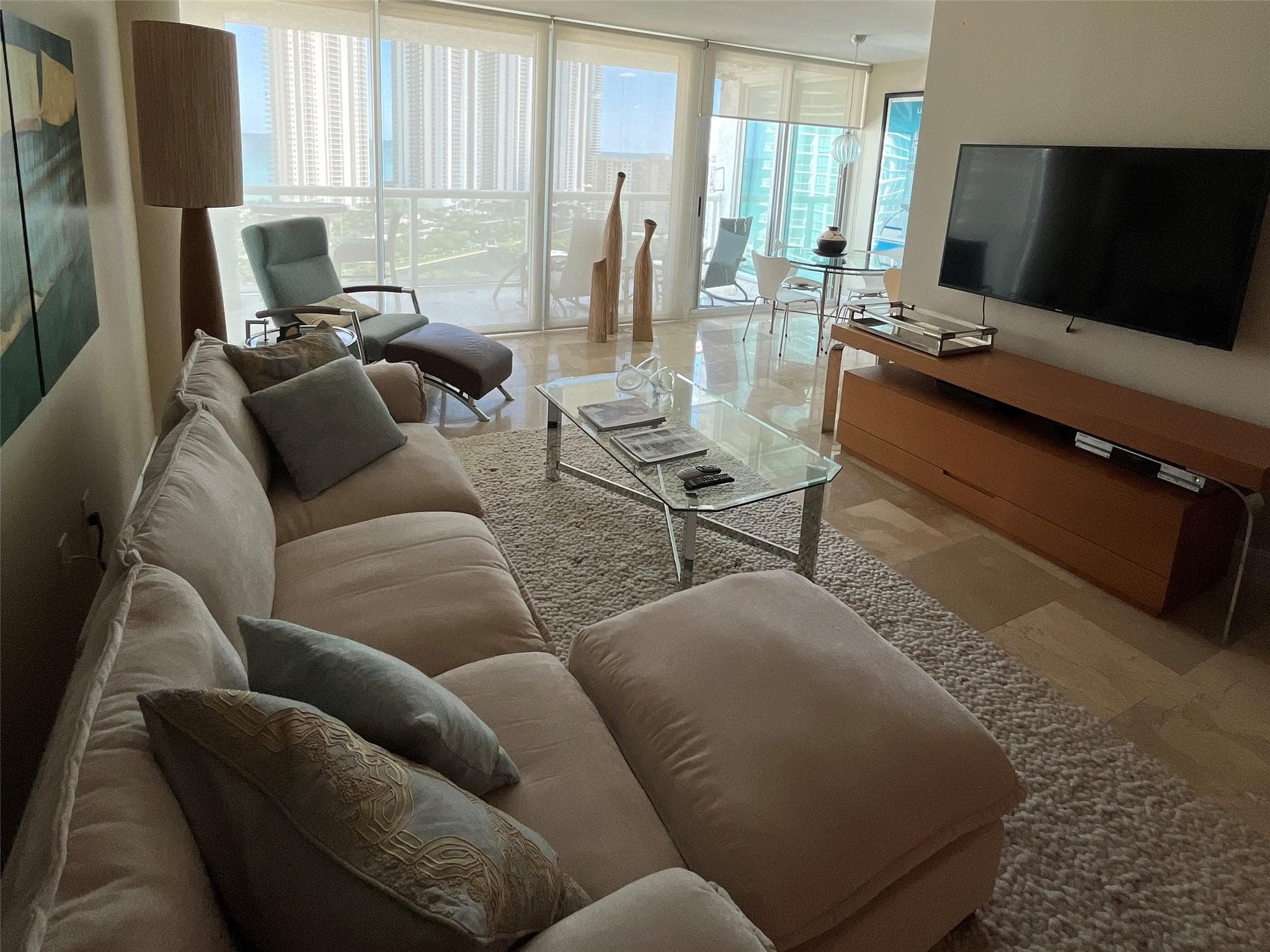 16500 Collins Avenue 2052, Sunny Isles Beach, FL 33160 — photo 7 of 33