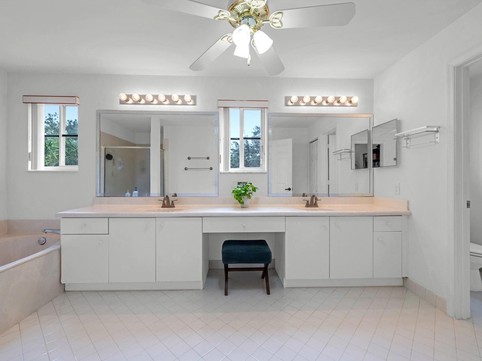 4032 Pinewood Lane, Weston, FL 33331 — photo 7 of 63