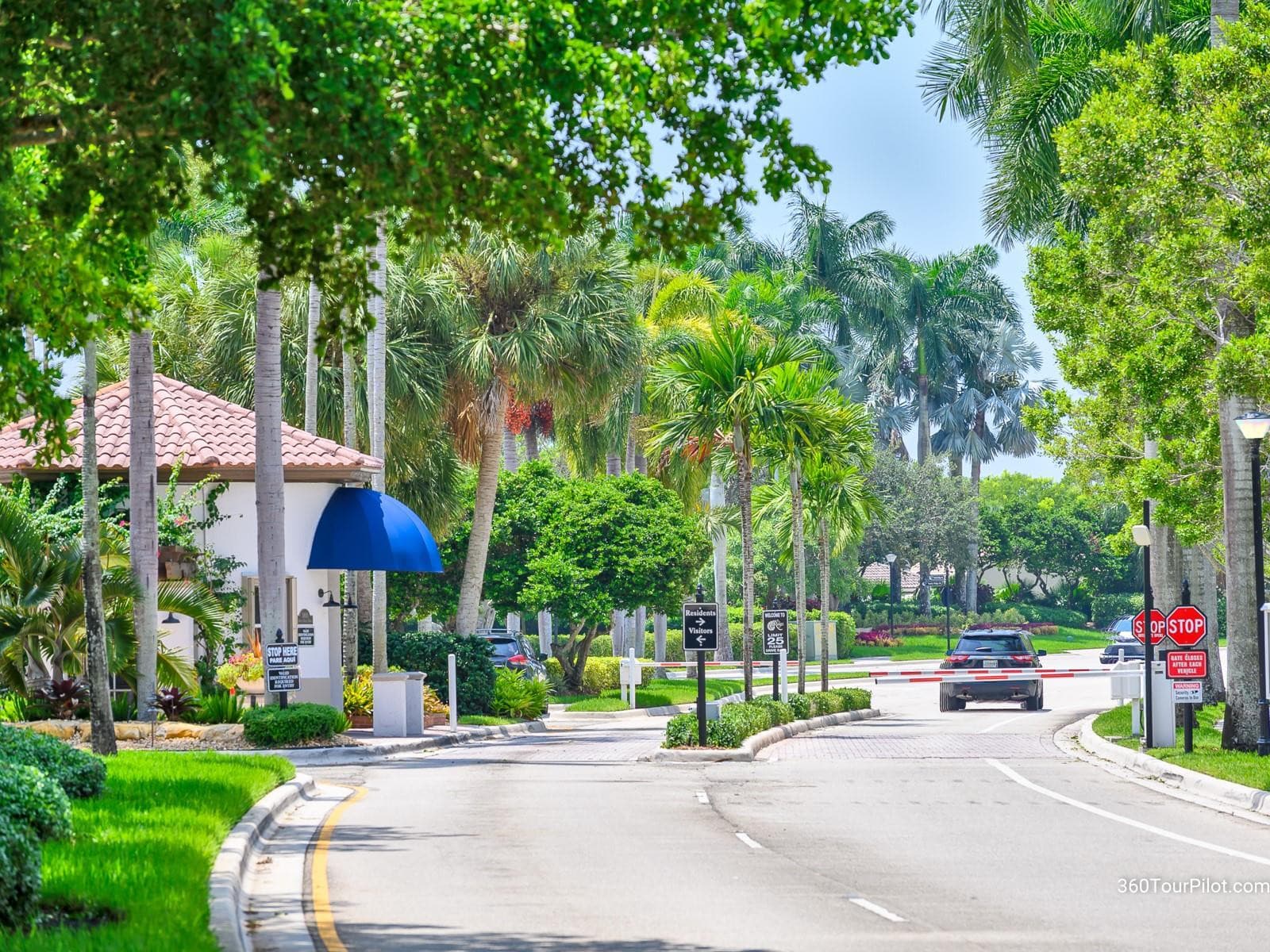 4032 Pinewood Lane, Weston, FL 33331 — photo 9 of 63