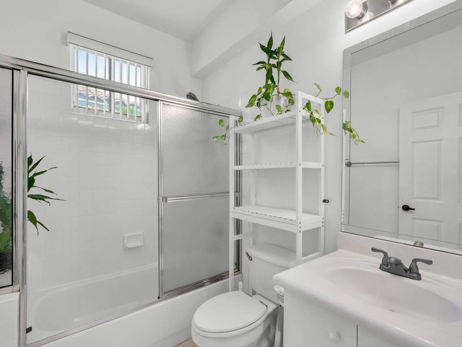 4032 Pinewood Lane, Weston, FL 33331 — photo 25 of 63