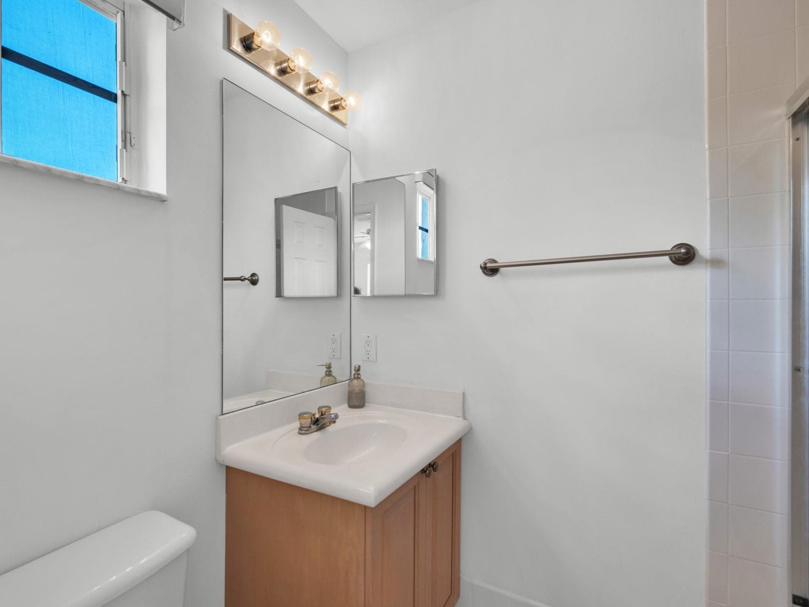 4032 Pinewood Lane, Weston, FL 33331 — photo 42 of 63