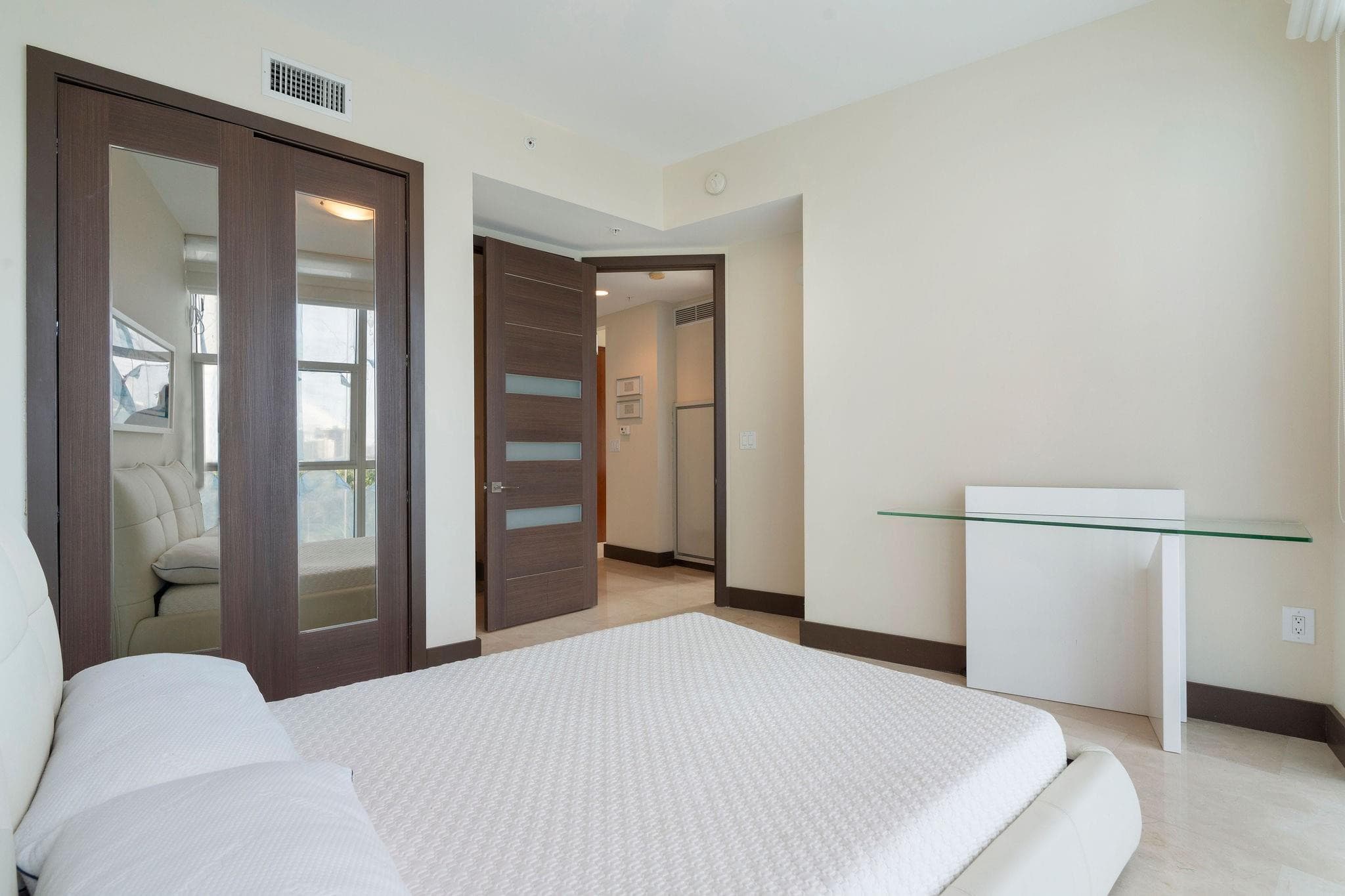 18101 Collins Avenue 801, Sunny Isles Beach, FL 33160 — photo 27 of 57
