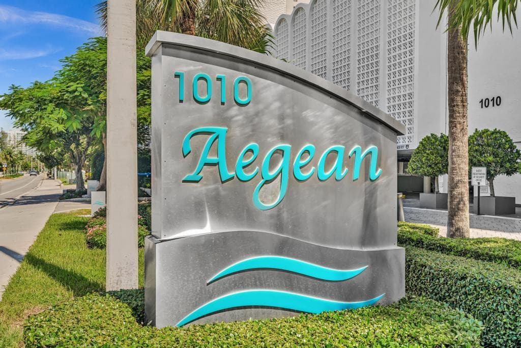 1010 S Ocean Boulevard PH15, Pompano Beach, FL 33062 — photo 2 of 58