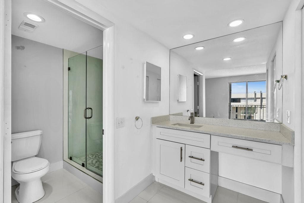 1010 S Ocean Boulevard PH15, Pompano Beach, FL 33062 — photo 31 of 58