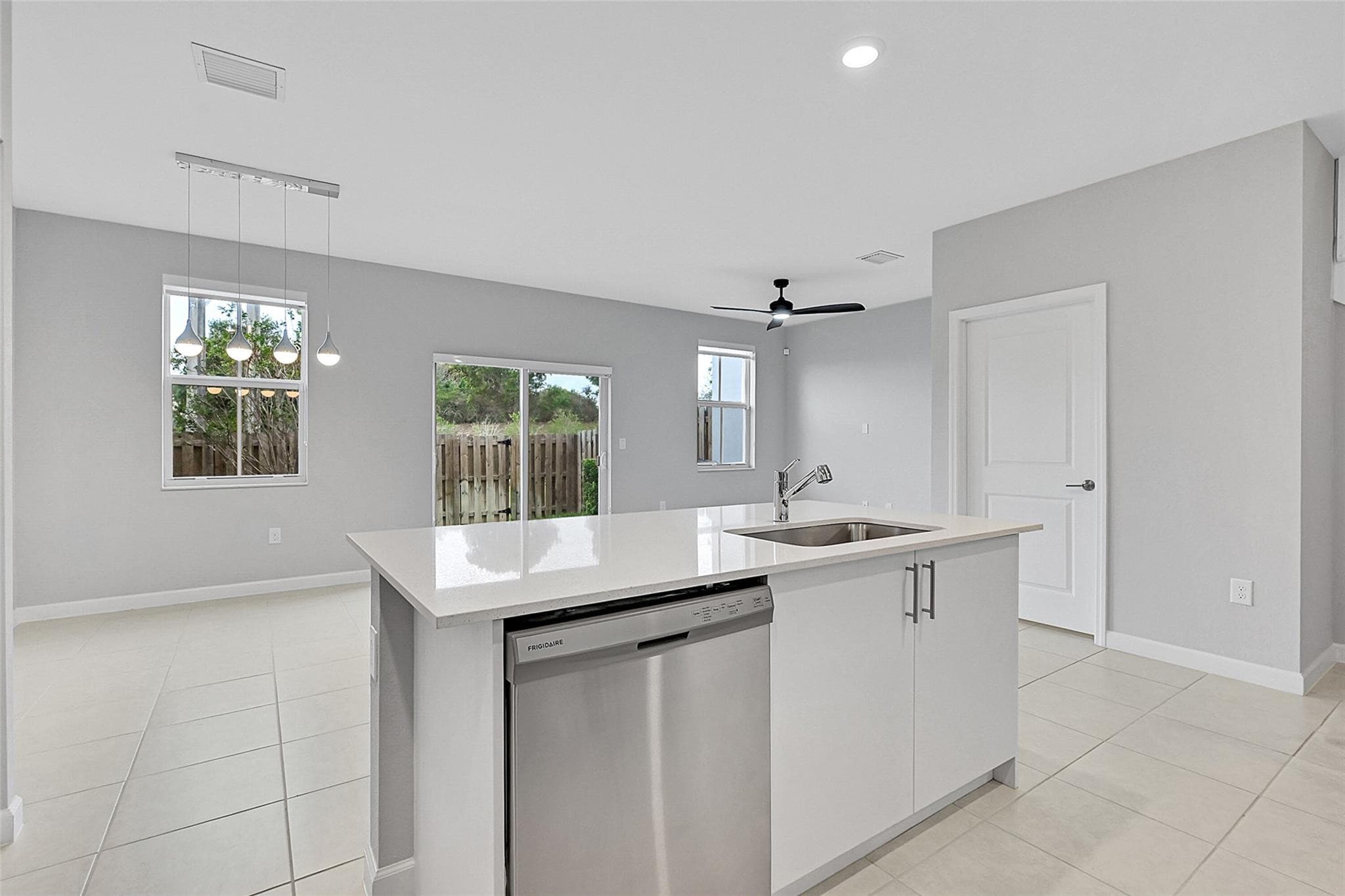 4614 NW 120th Way 4614, Coral Springs, FL 33076 — photo 10 of 51