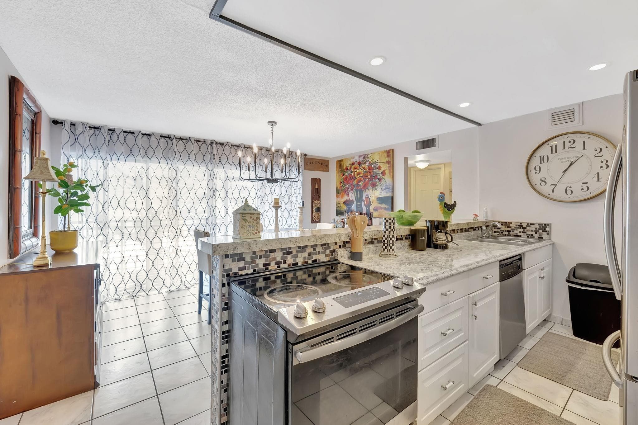 5336 NE 6th Avenue H7, Oakland Park, FL 33334 — photo 11 of 31