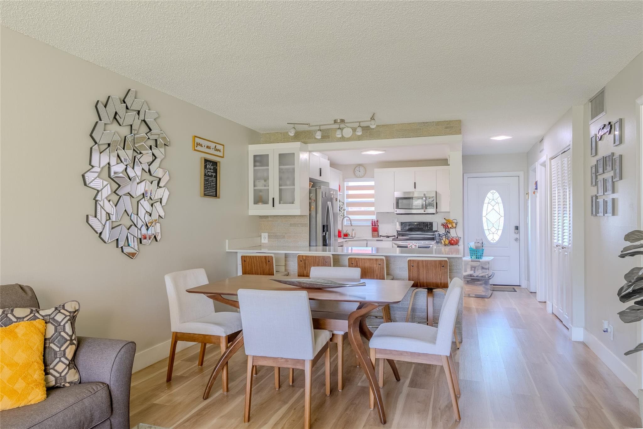 8900 Washington Boulevard 115, Pembroke Pines, FL 33025 — photo 16 of 34