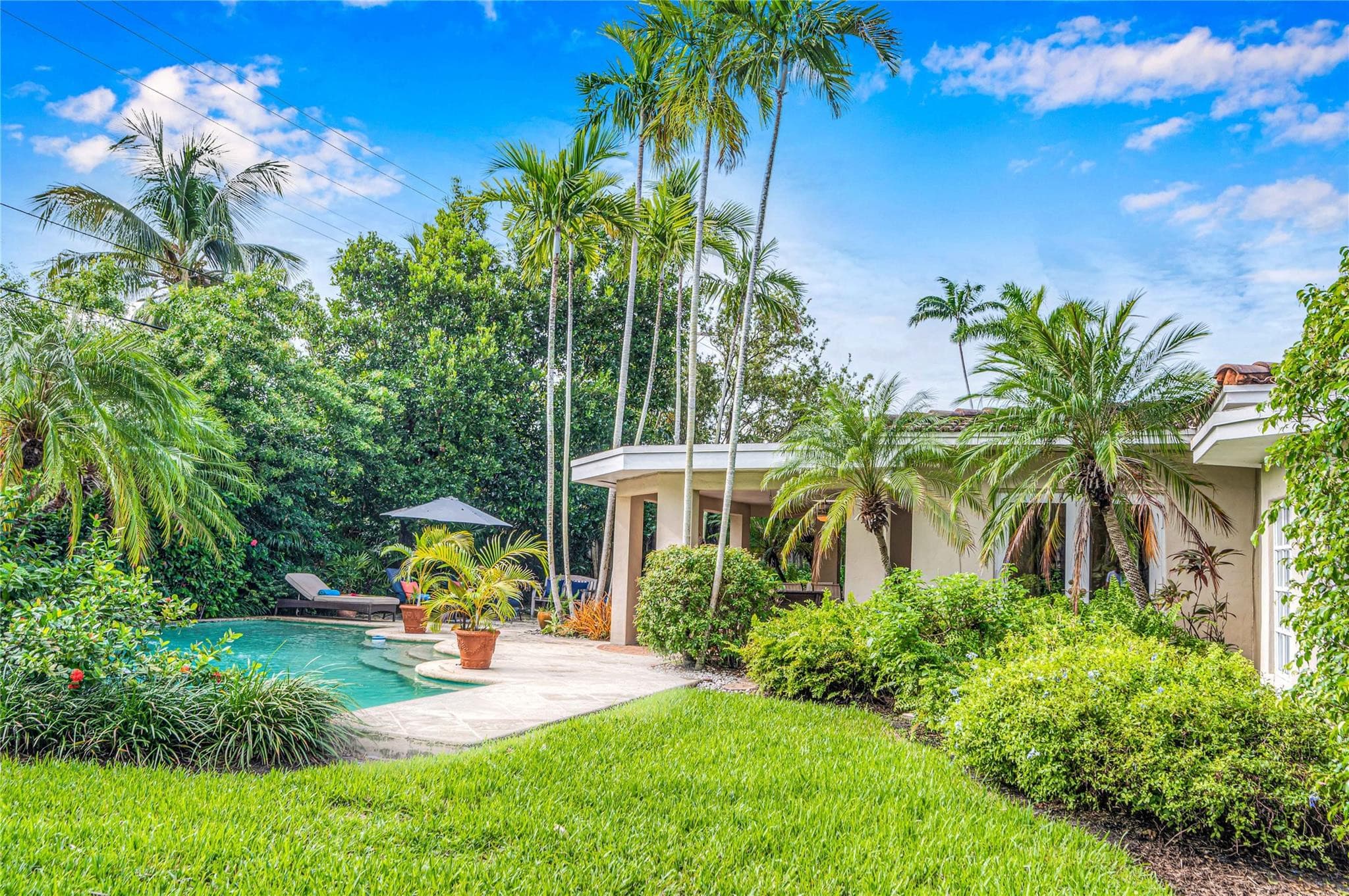 1612 E Lake Drive, Fort Lauderdale, FL 33316 — photo 4 of 26