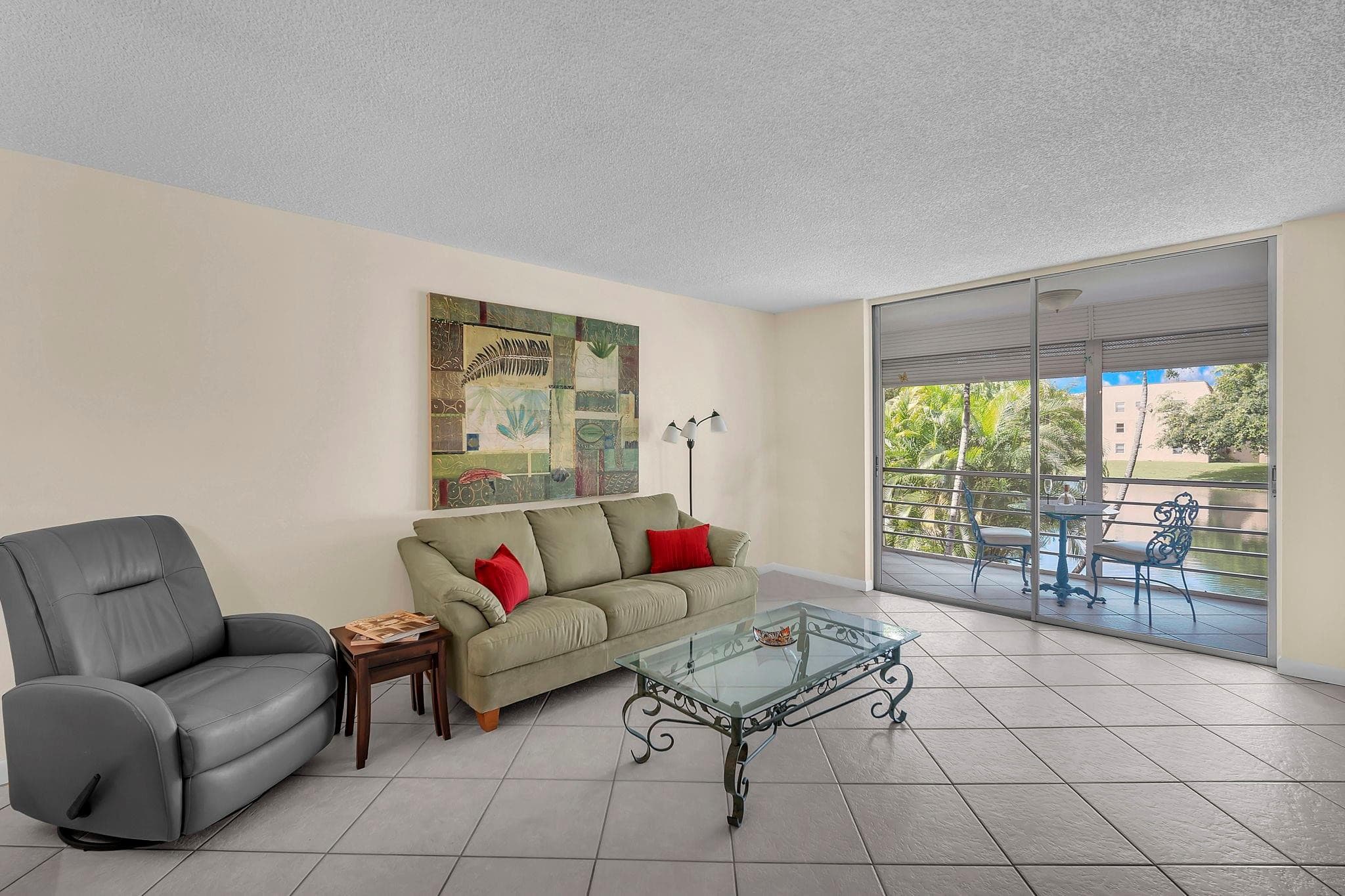 9301 Sunrise Lakes Boulevard 207, Sunrise, FL 33322 — photo 16 of 43