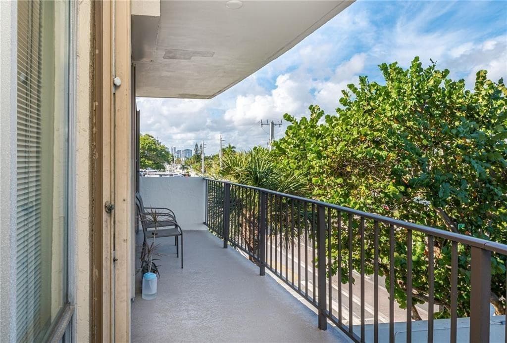 2500 E Las Olas Boulevard 308, Fort Lauderdale, FL 33301 — photo 16 of 26