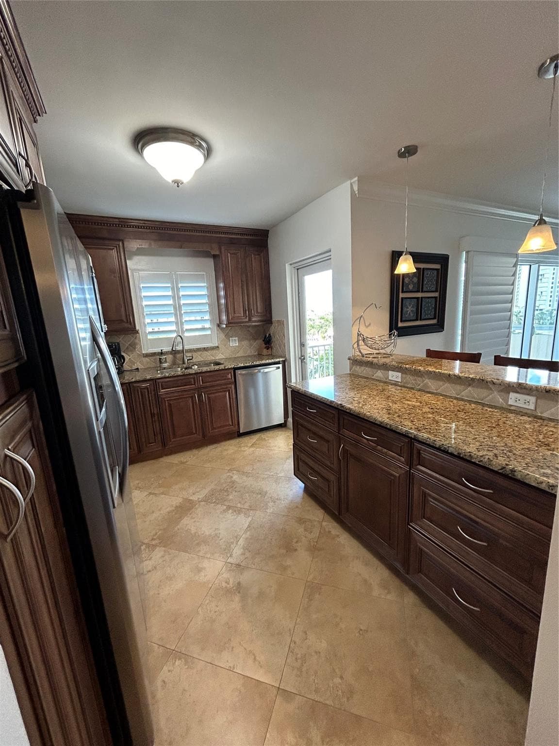 1200 Hibiscus Avenue 702, Pompano Beach, FL 33062 — photo 11 of 42