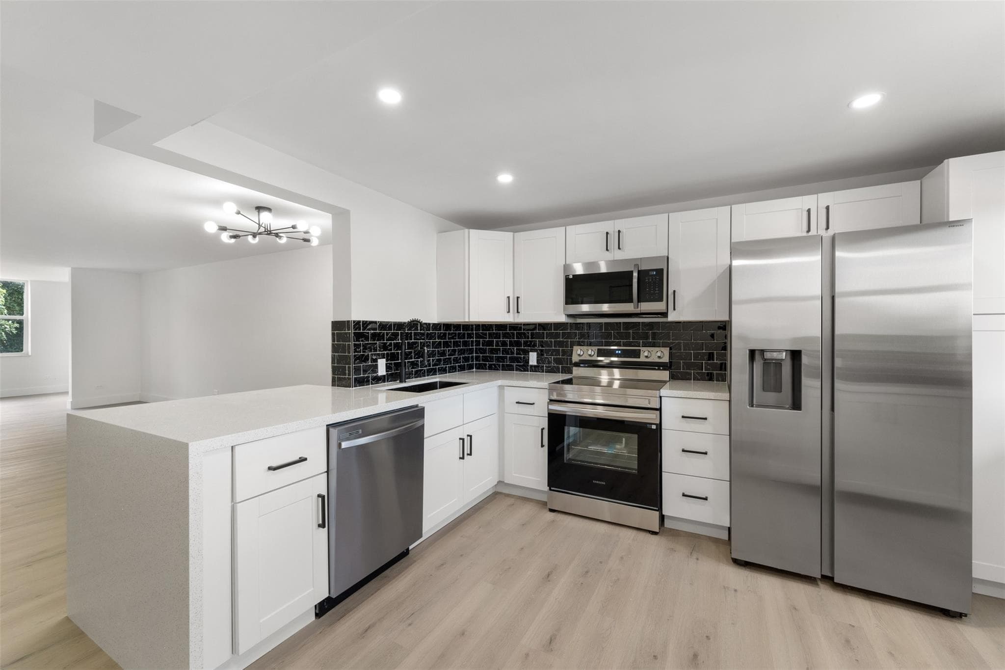441 NE 195th Street 302, Miami, FL 33179 — photo 1 of 30