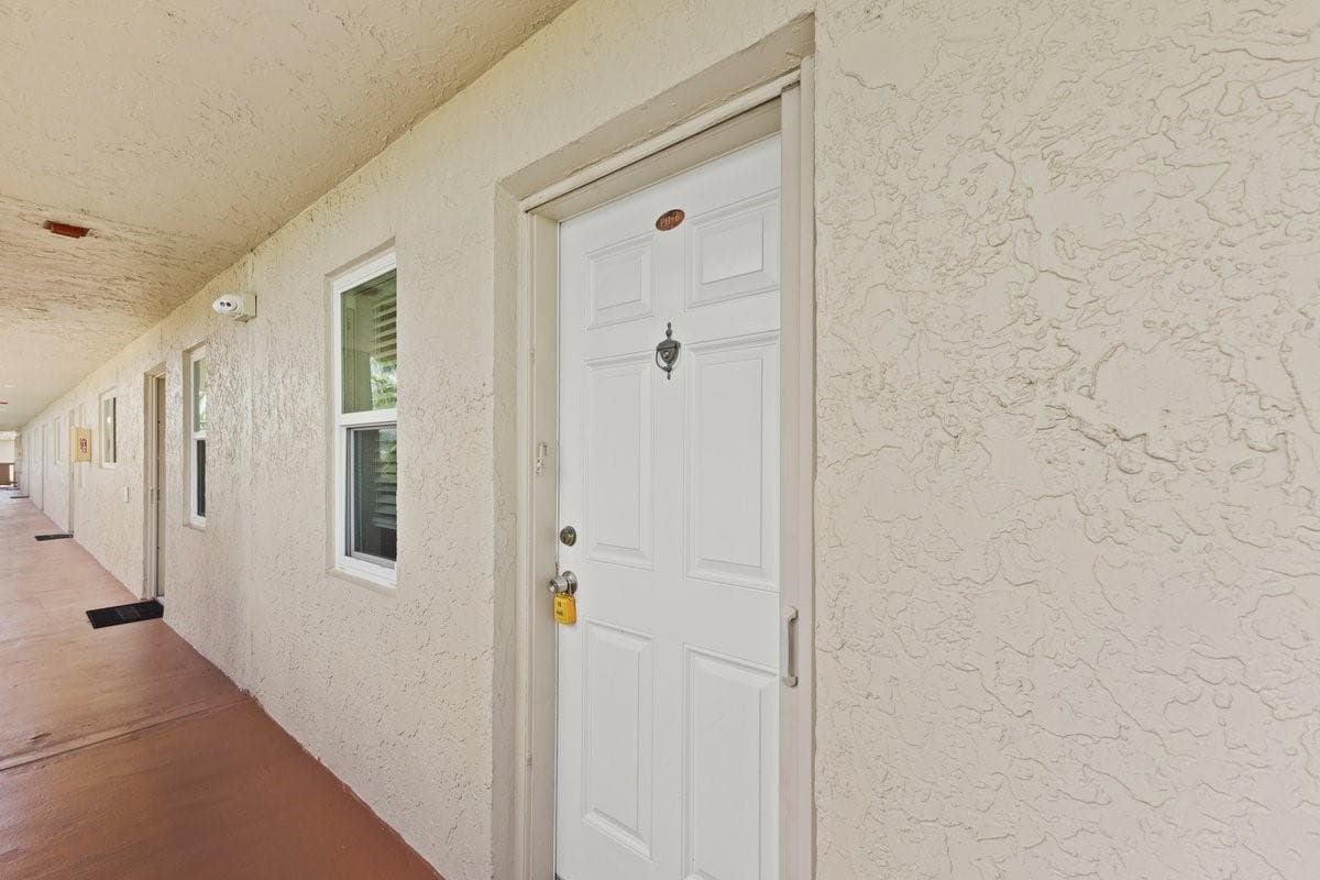 2106 S Cypress Bend Drive 506, Pompano Beach, FL 33069 — photo 3 of 32