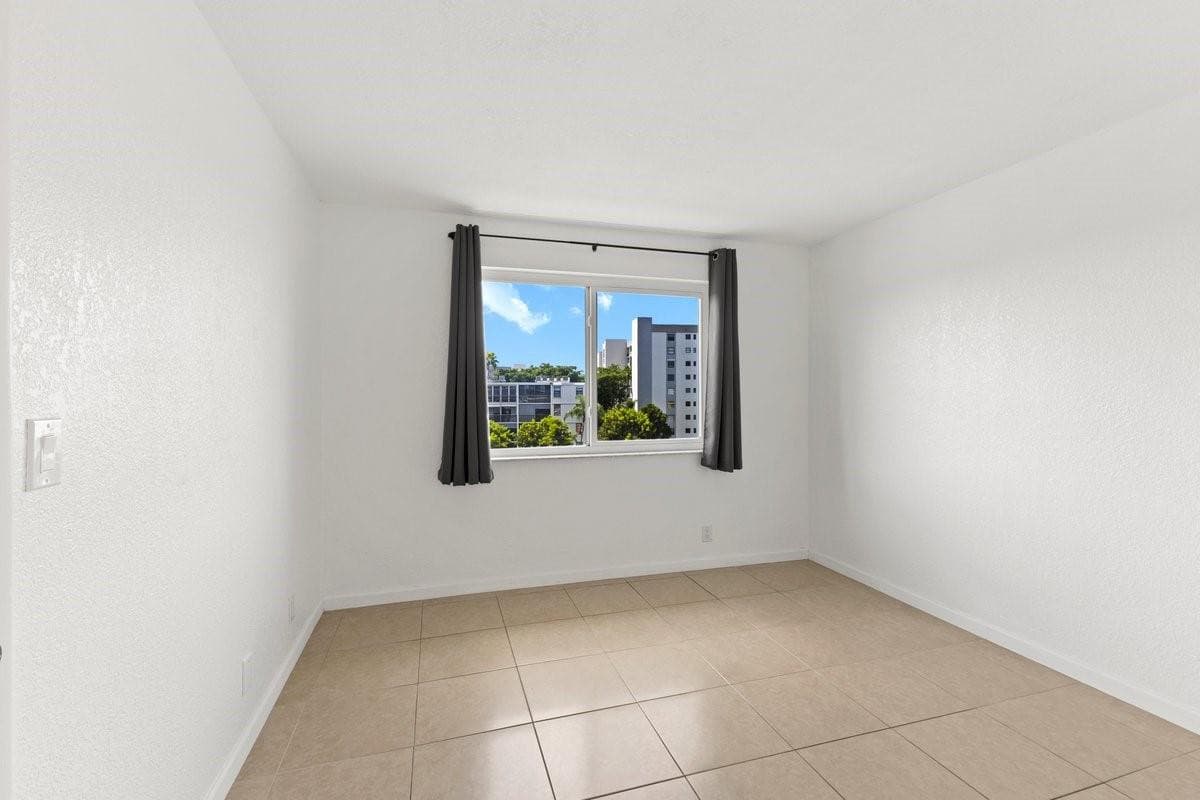2106 S Cypress Bend Drive 506, Pompano Beach, FL 33069 — photo 13 of 32