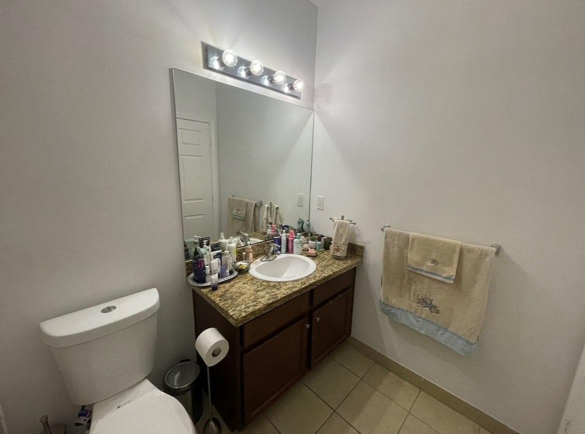 817 SW 147th Avenue 817, Pembroke Pines, FL 33027 — photo 18 of 38