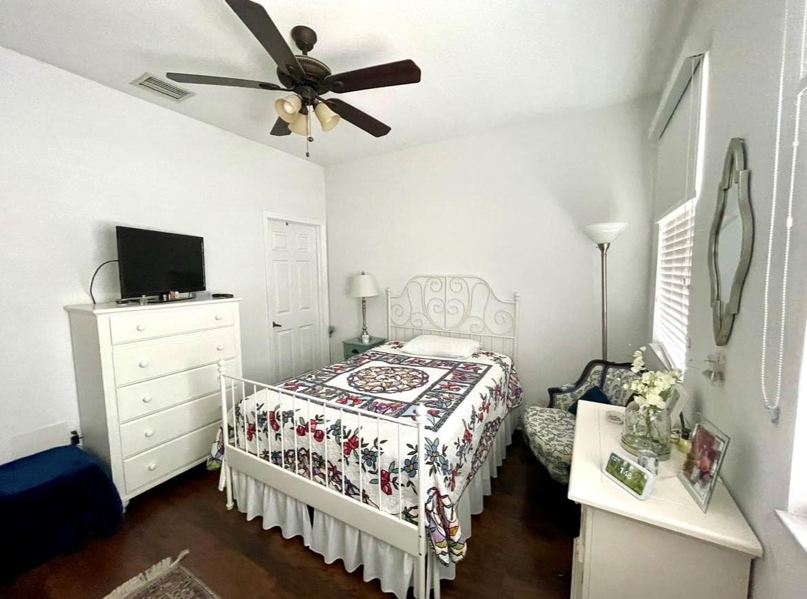 817 SW 147th Avenue 817, Pembroke Pines, FL 33027 — photo 23 of 38