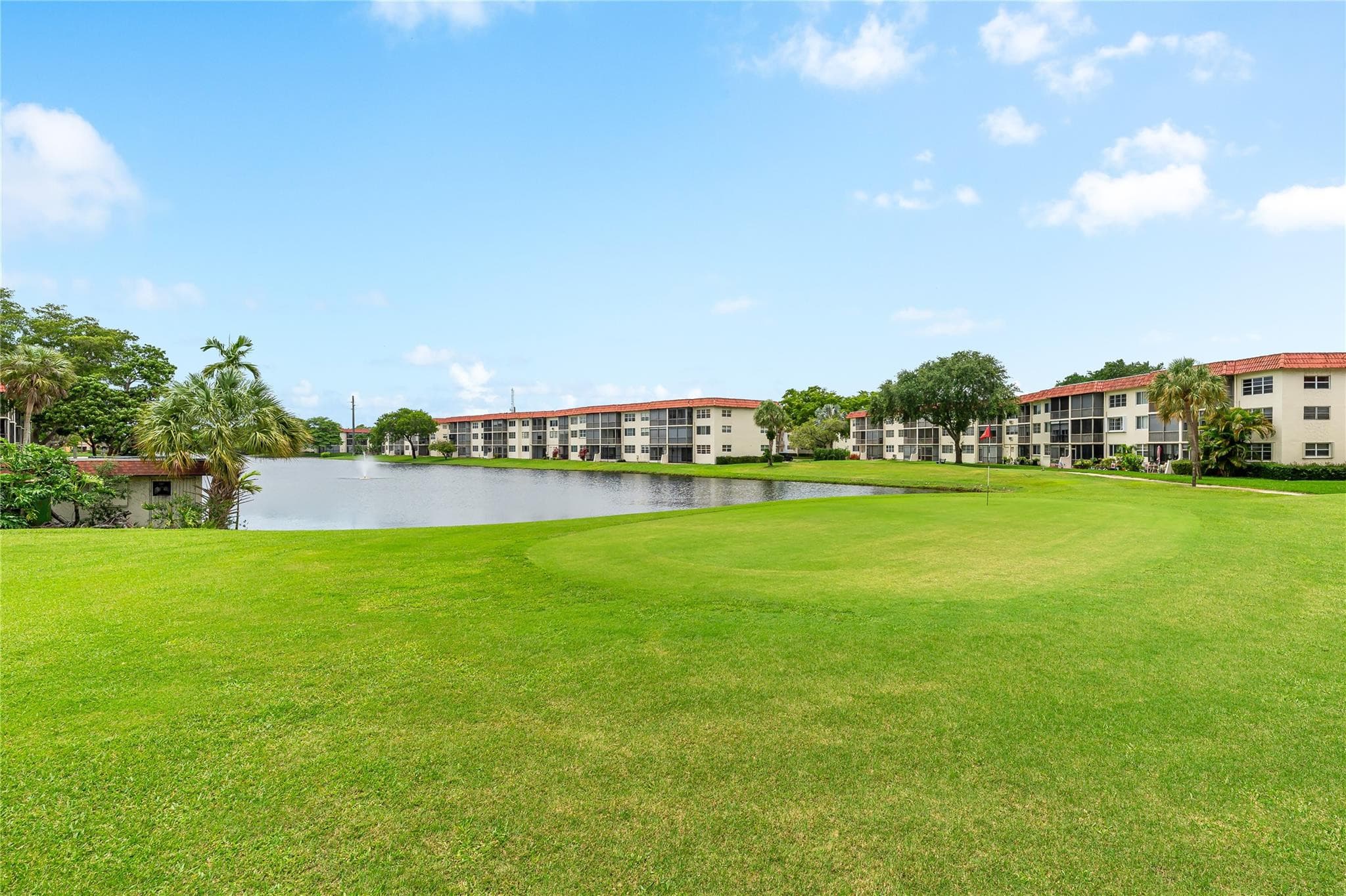 411 S Hollybrook Drive 109, Pembroke Pines, FL 33025 — photo 20 of 61