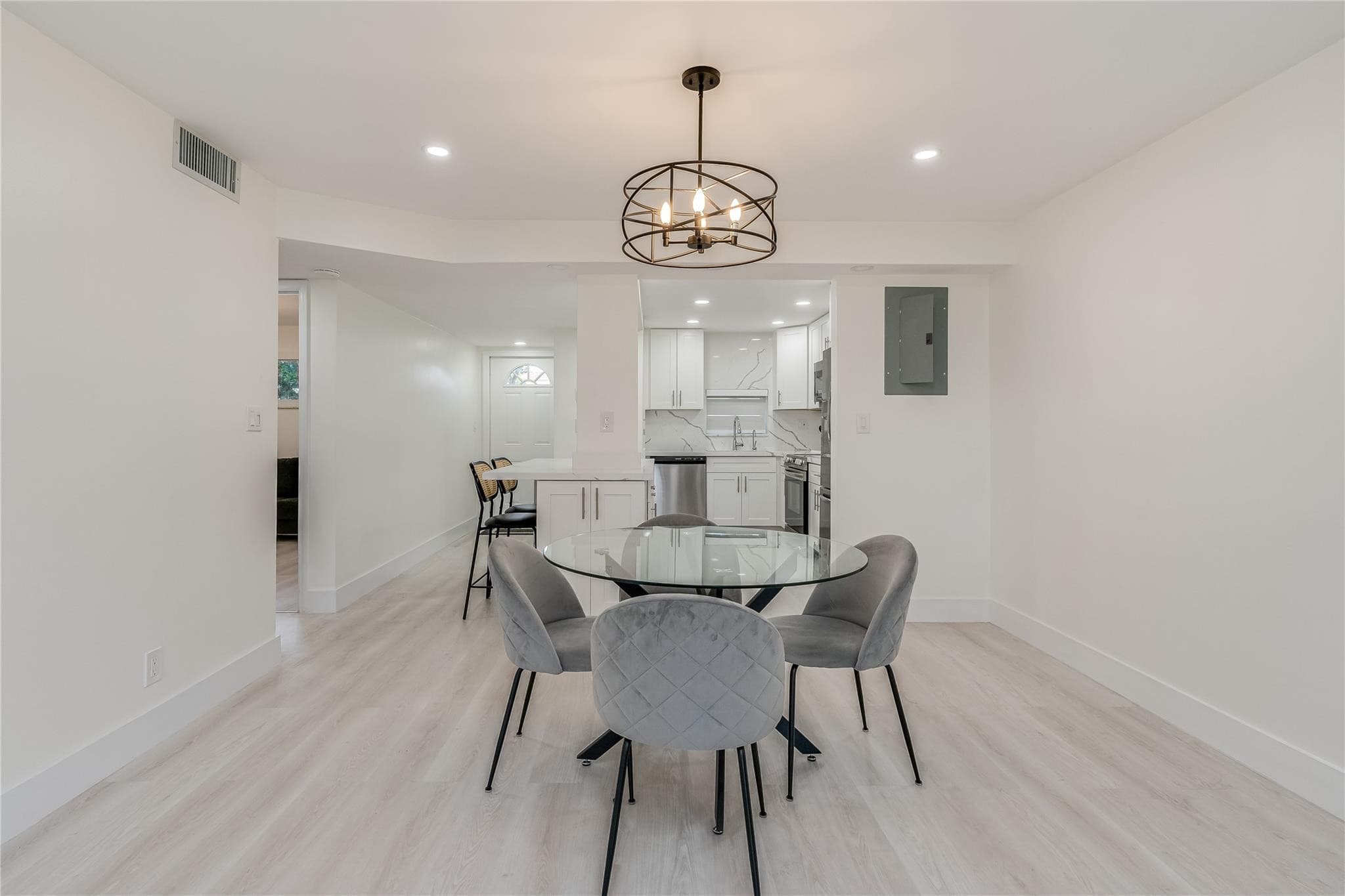 411 S Hollybrook Drive 109, Pembroke Pines, FL 33025 — photo 8 of 61