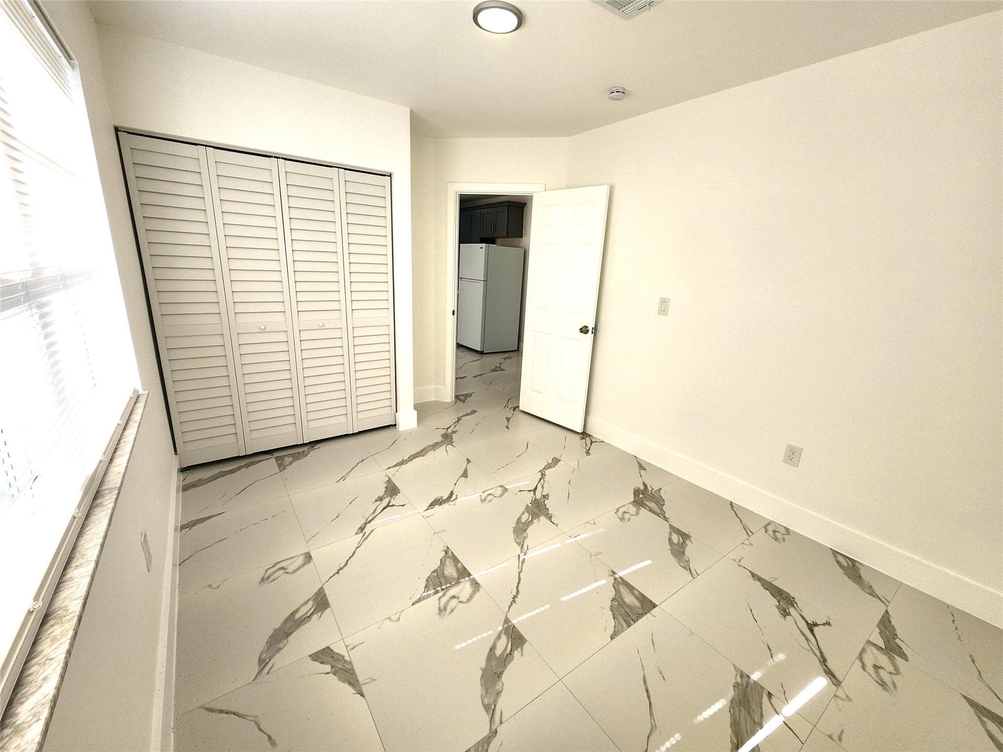 2466 Lincoln Street 3, Hollywood, FL 33020 — photo 4 of 8