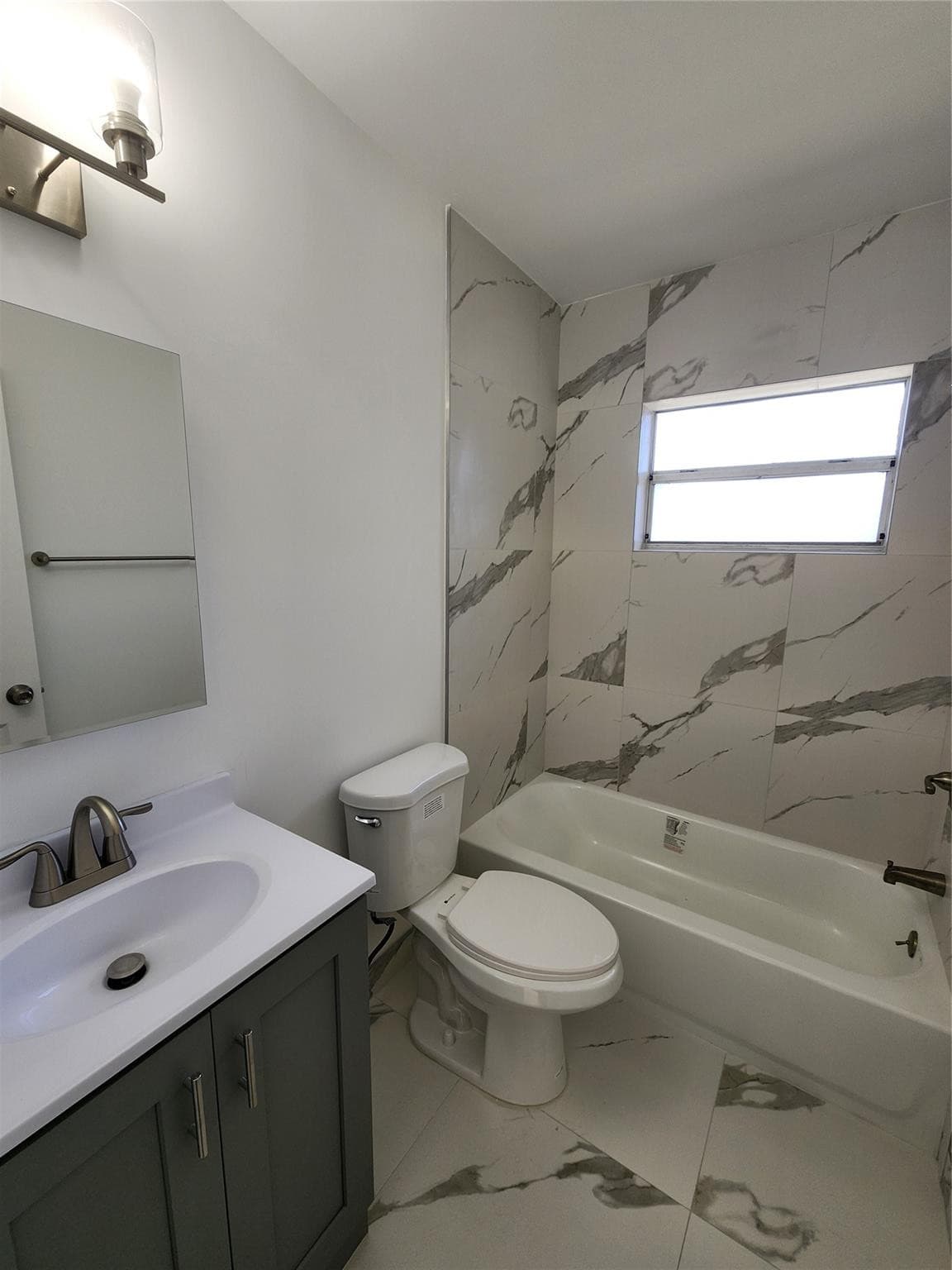 2466 Lincoln Street 3, Hollywood, FL 33020 — photo 5 of 8