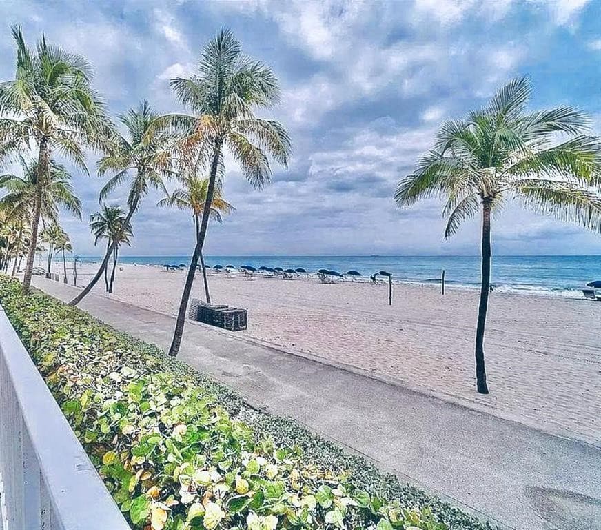 2301 S Ocean Drive 1707, Hollywood, FL 33019 — photo 4 of 36