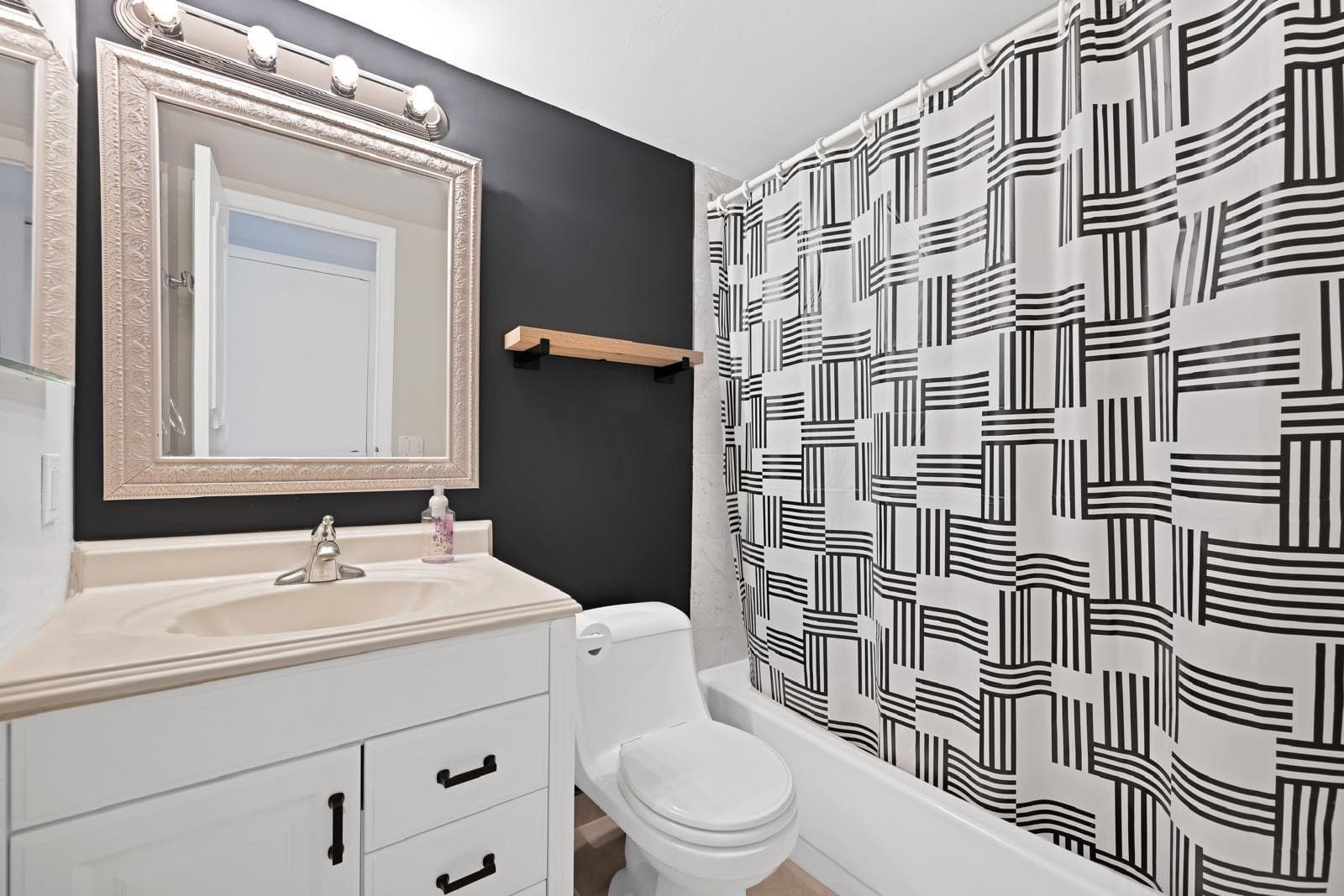 2301 S Ocean Drive 1707, Hollywood, FL 33019 — photo 32 of 36