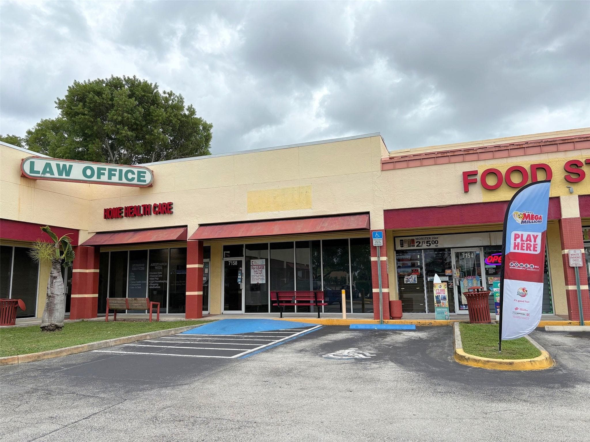 7158 N Nob Hill Road 7158, Tamarac, FL 33321 — photo 1 of 2