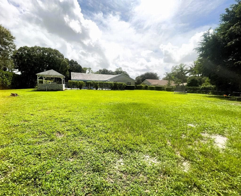 14183 Greentree Trail, Wellington, FL 33414 — photo 38 of 40