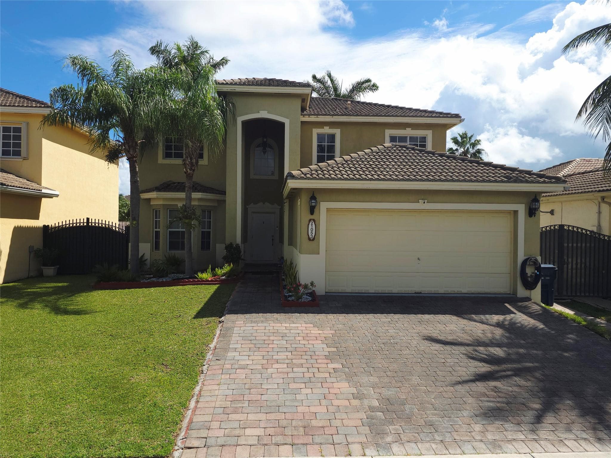 21053 SW 88th Place, Cutler Bay, FL 33189 — photo 1 of 37