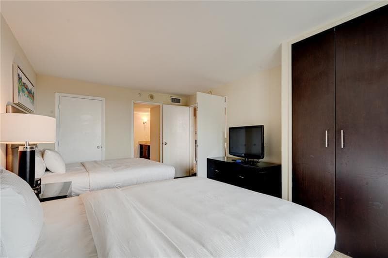 2670 E Sunrise Boulevard 1119, Fort Lauderdale, FL 33304 — photo 18 of 25