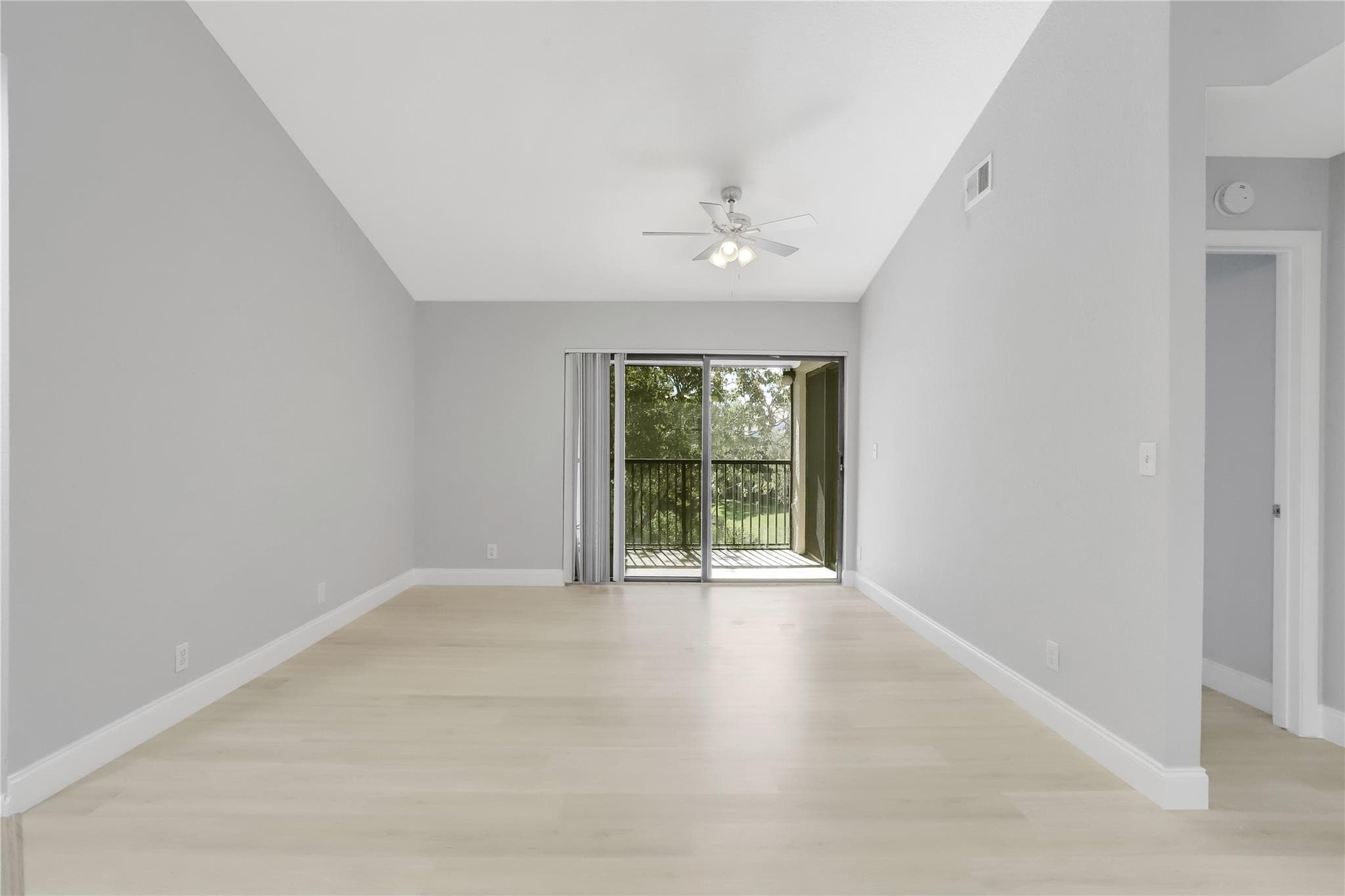 10131 W Sunrise Boulevard 306, Plantation, FL 33322 — photo 6 of 25
