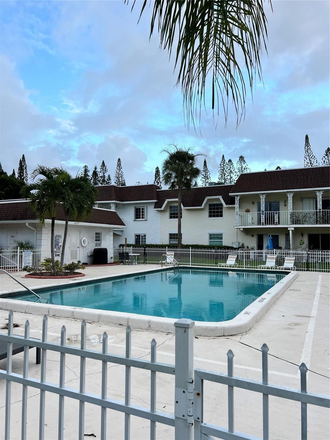 708 SE 2nd Avenue 428, Deerfield Beach, FL 33441 — photo 1 of 37